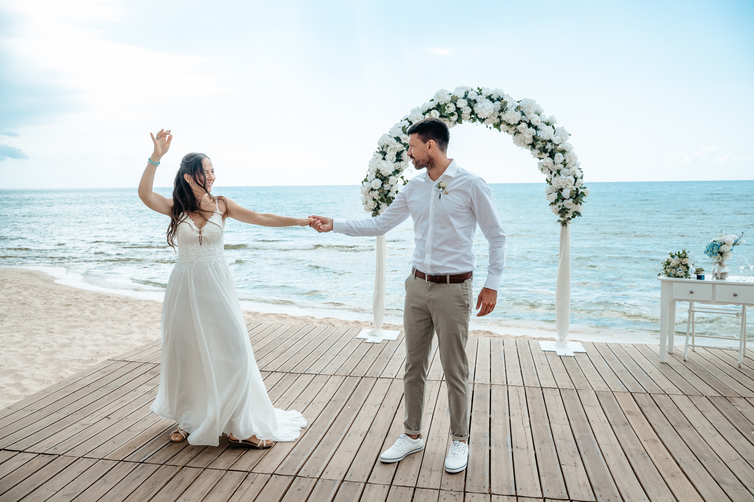 Sirens beach ceremony. AdrianOltean.wfolio.pro