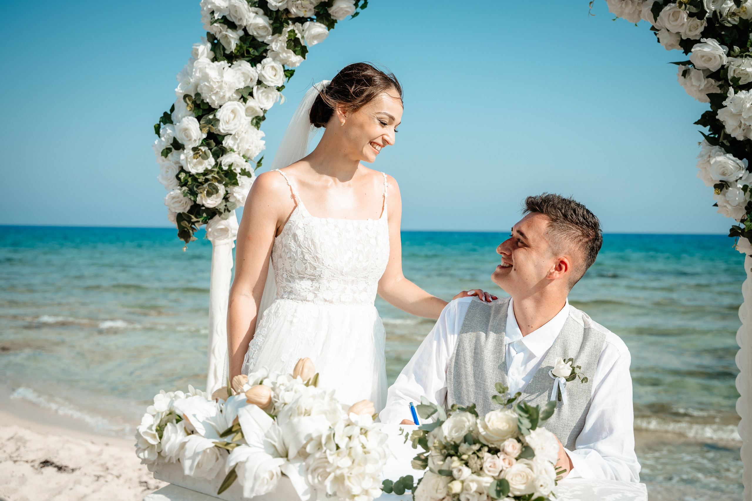 Sirens beach ceremony. AdrianOltean.wfolio.pro