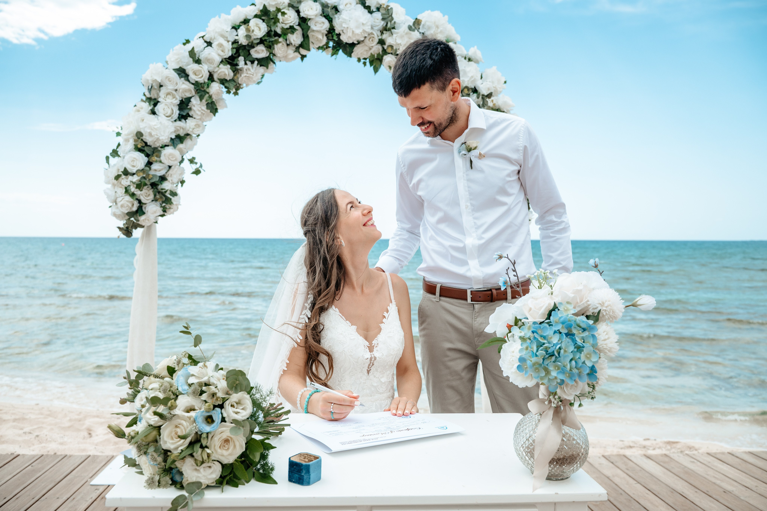 Sirens beach ceremony. AdrianOltean.wfolio.pro