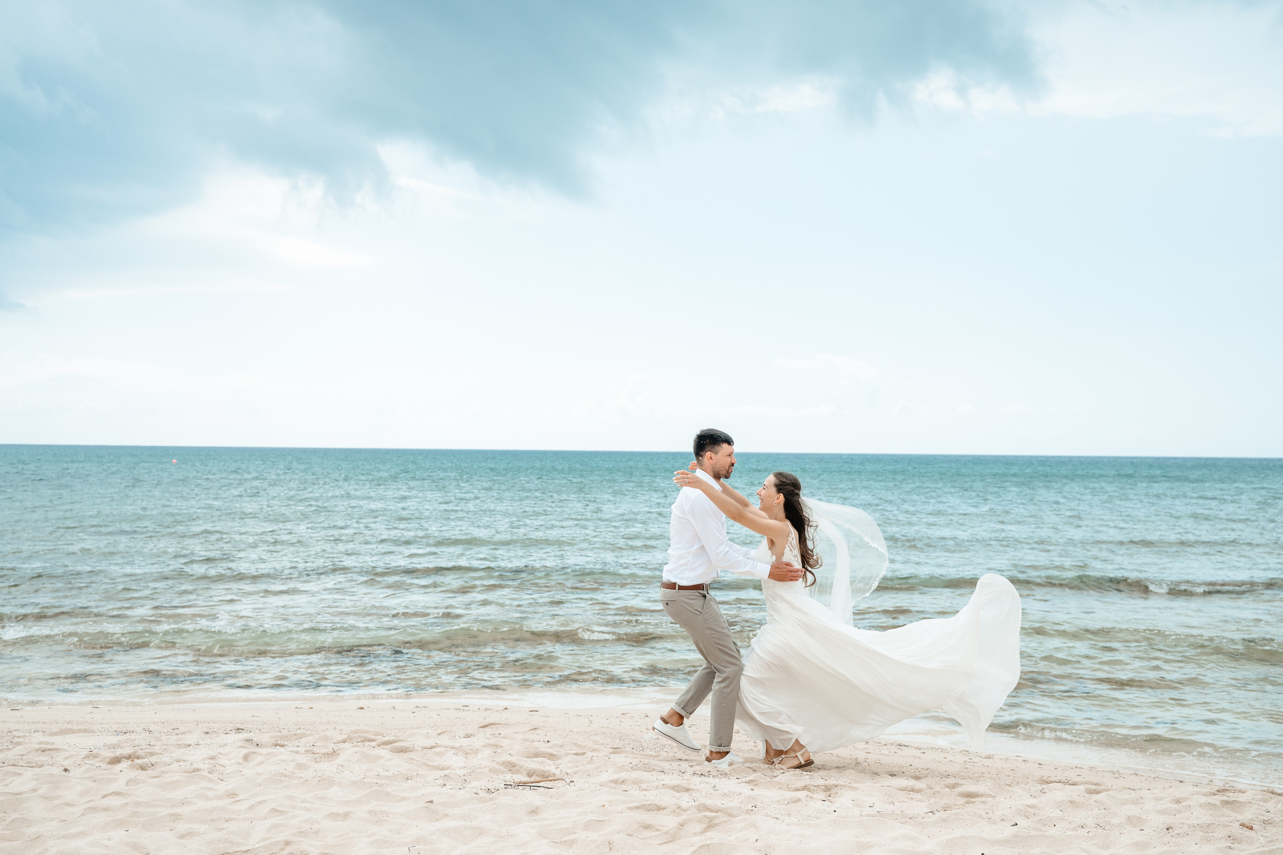 Sirens beach ceremony. AdrianOltean.wfolio.pro