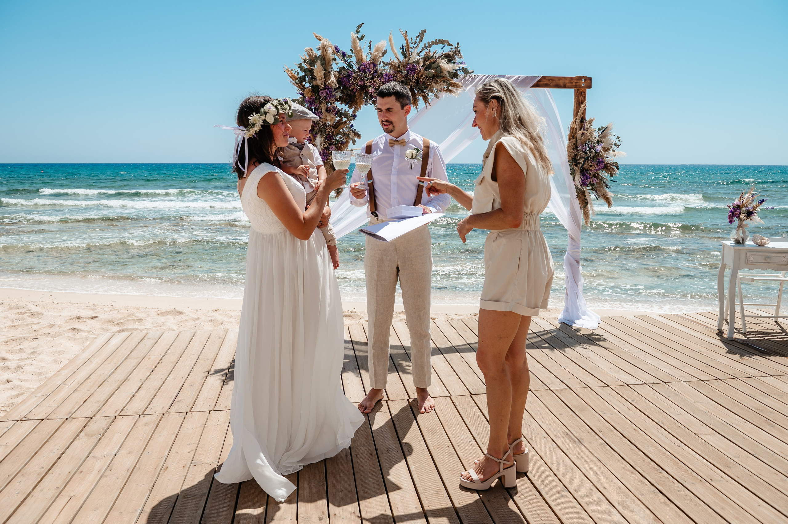 Sirens beach ceremony. AdrianOltean.wfolio.pro