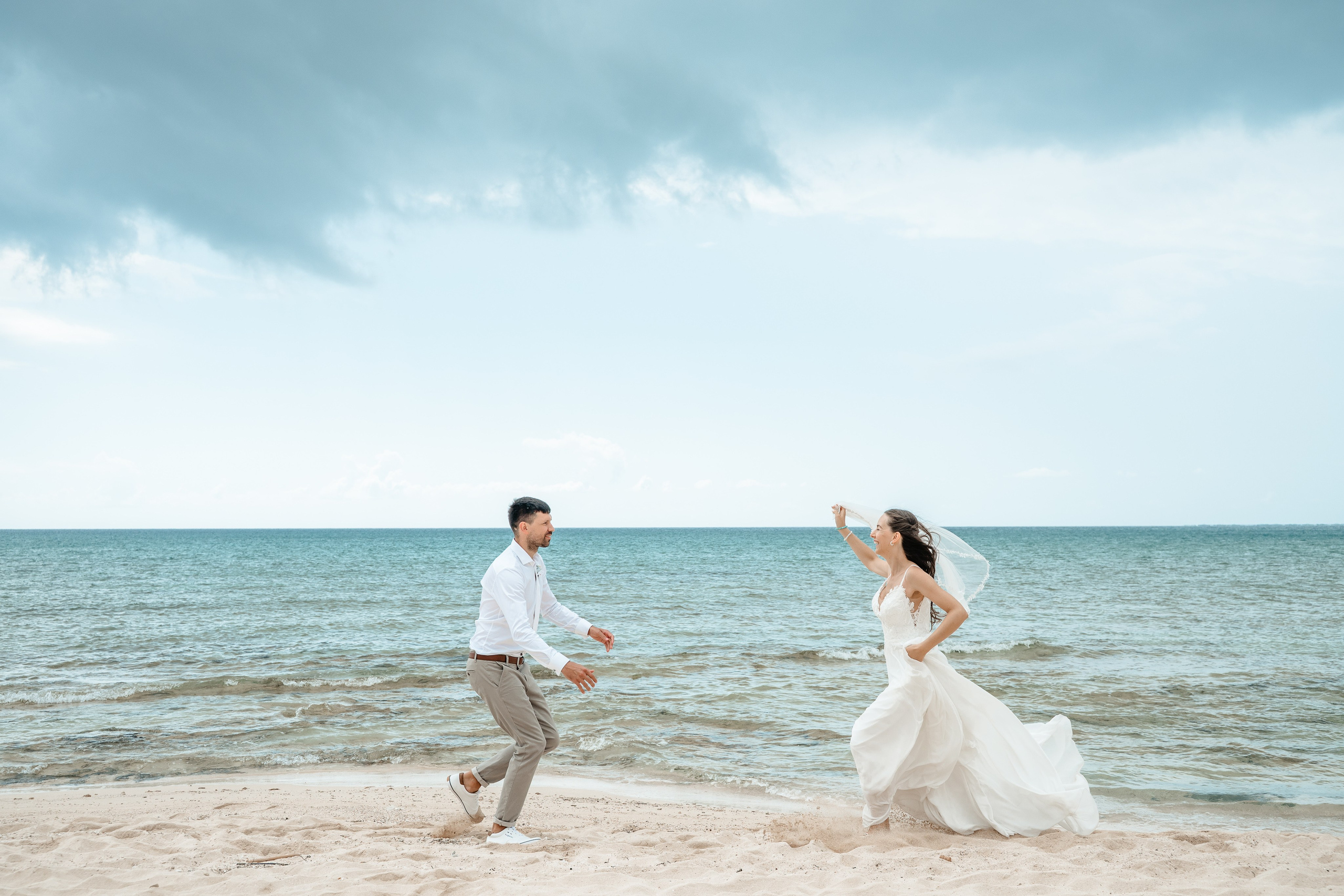Sirens beach ceremony. AdrianOltean.wfolio.pro