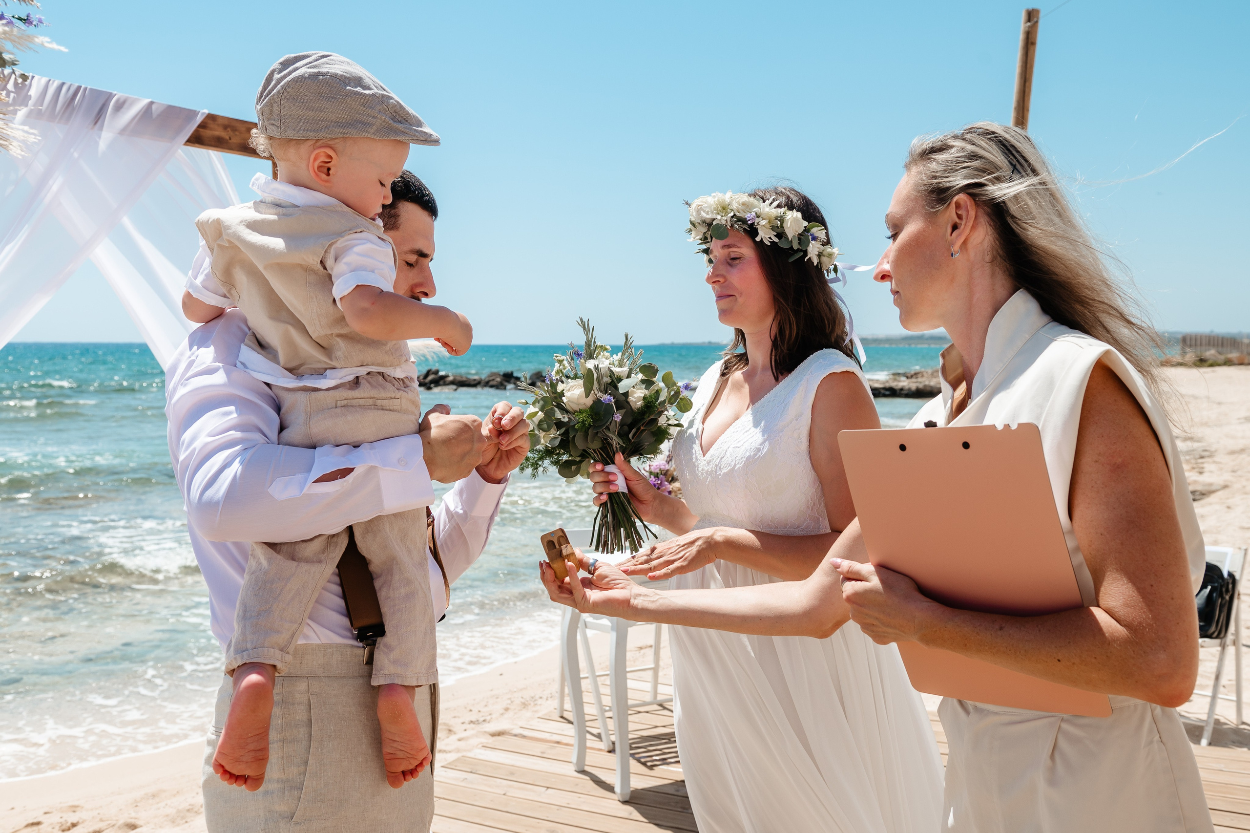 Sirens beach ceremony. AdrianOltean.wfolio.pro