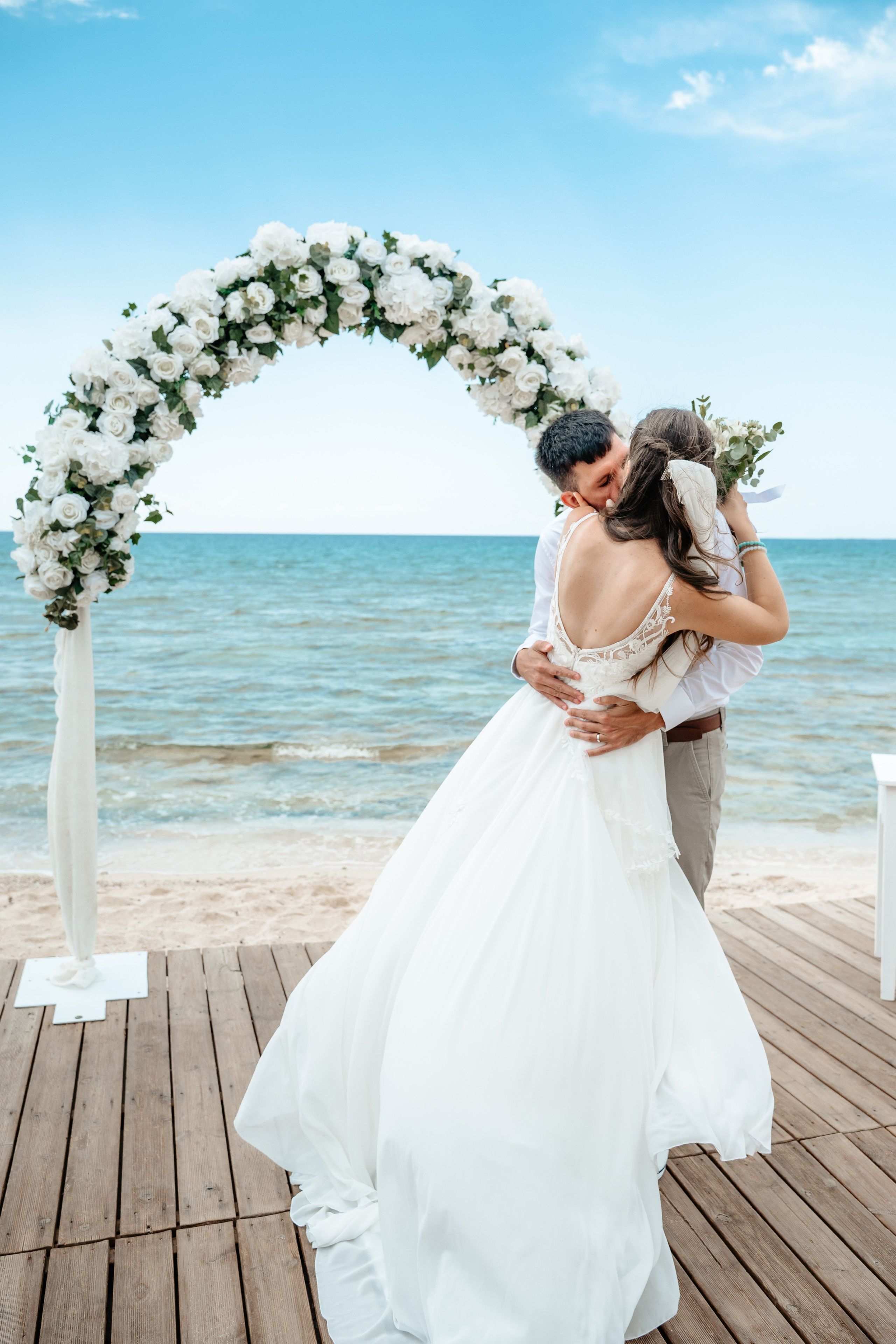 Sirens beach ceremony. AdrianOltean.wfolio.pro
