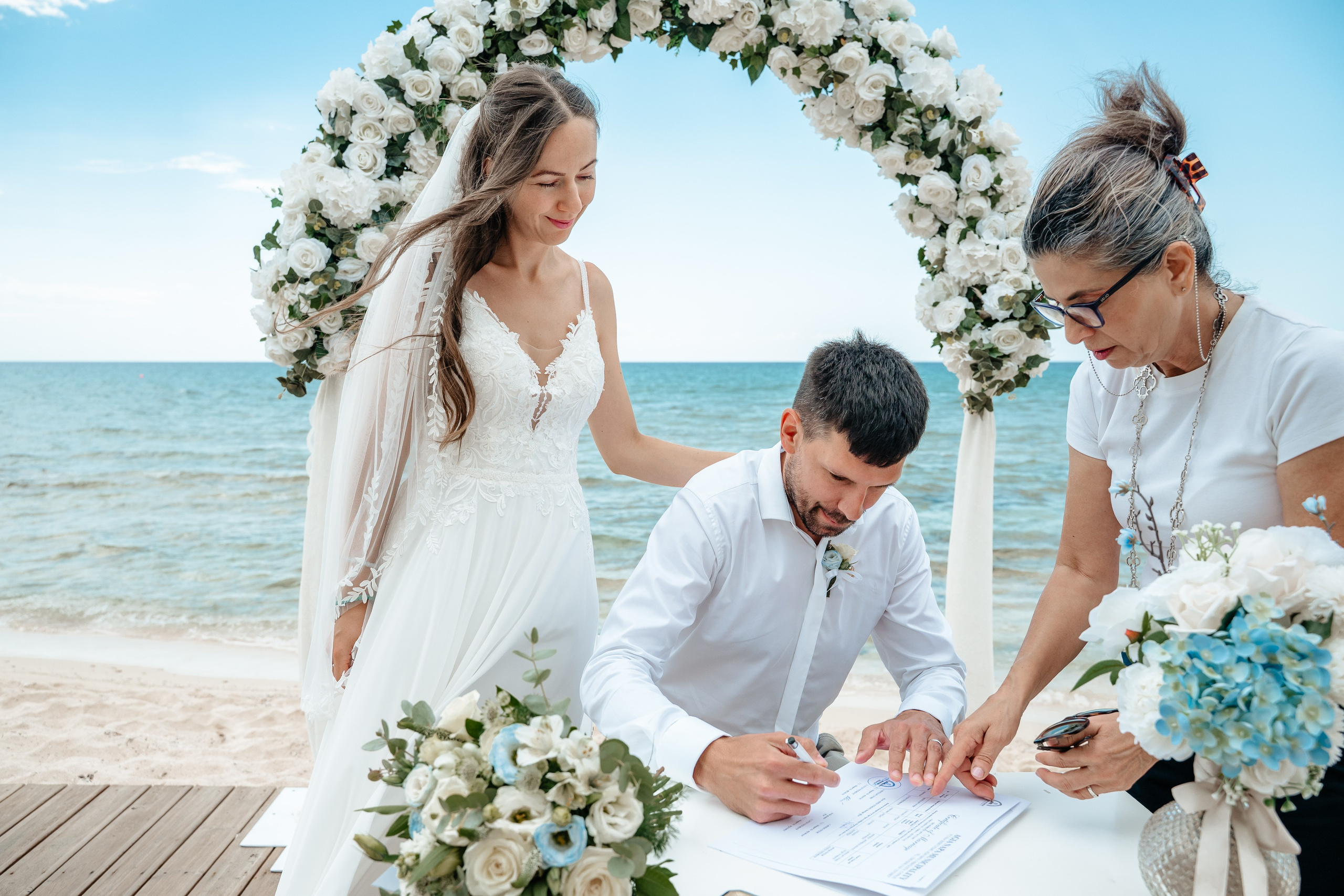 Sirens beach ceremony. AdrianOltean.wfolio.pro