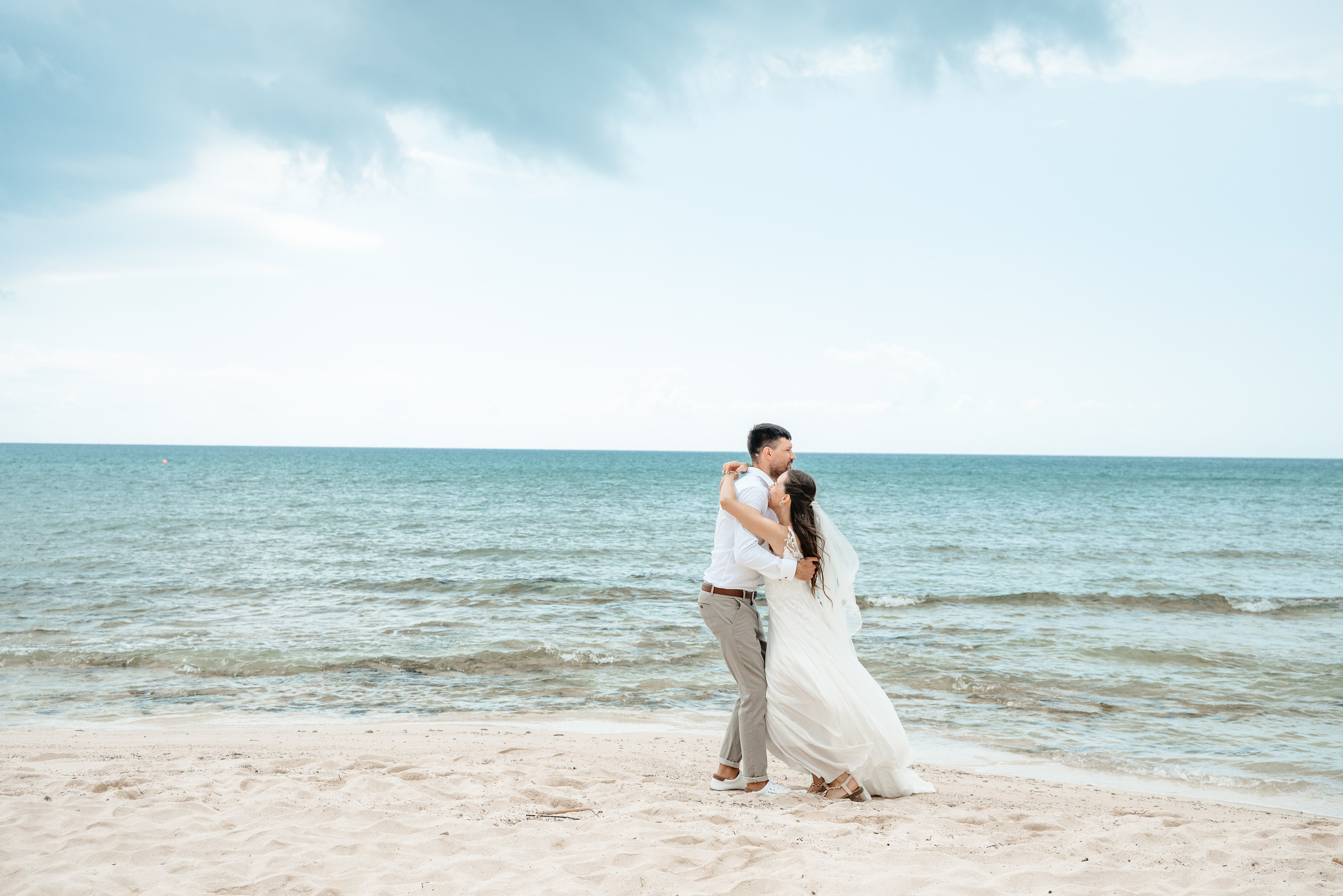 Sirens beach ceremony. AdrianOltean.wfolio.pro