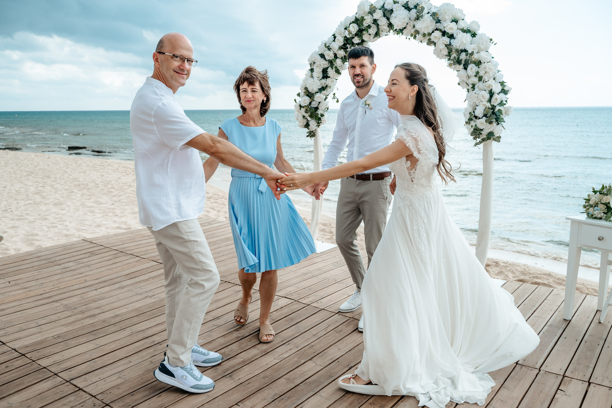 Sirens beach ceremony. AdrianOltean.wfolio.pro