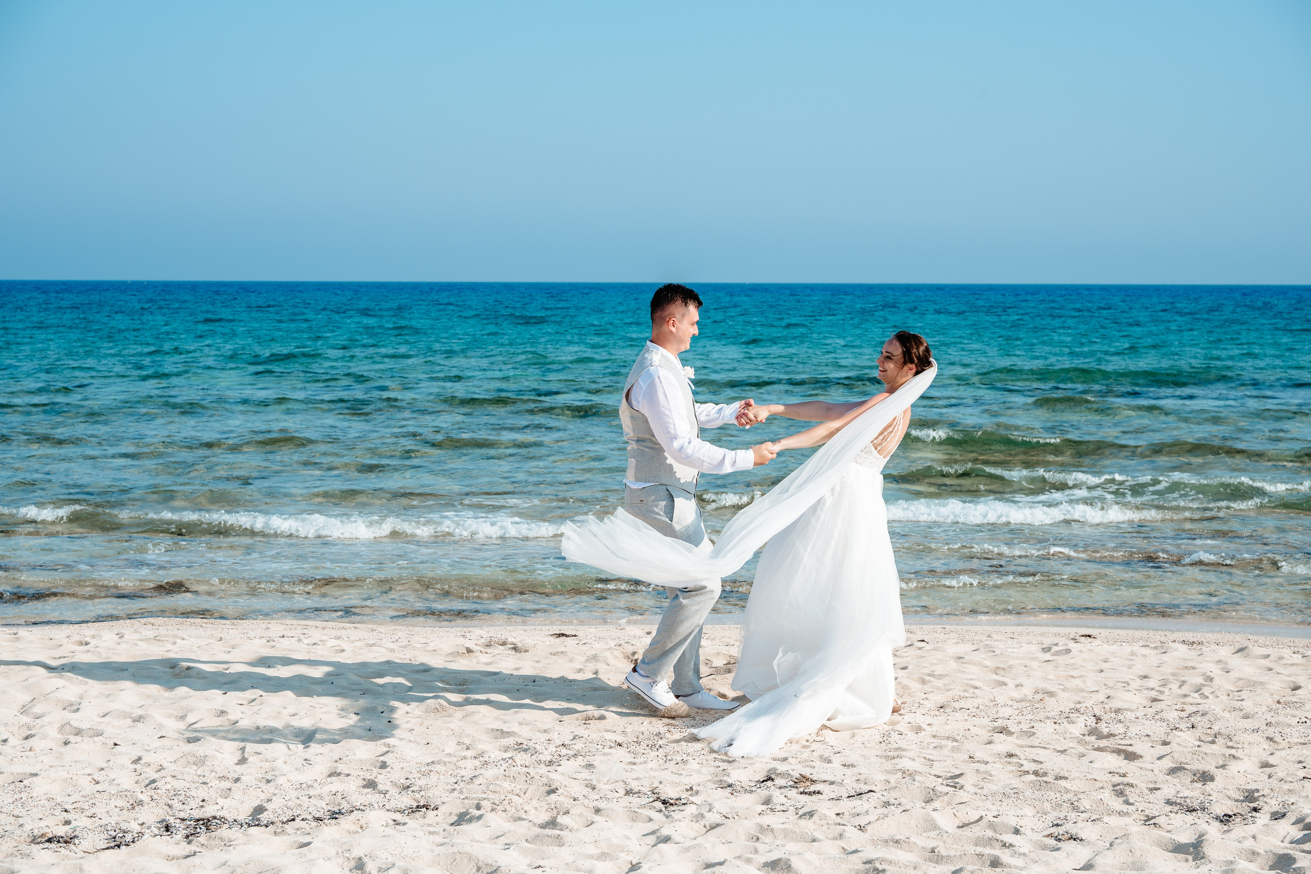 Sirens beach ceremony. AdrianOltean.wfolio.pro