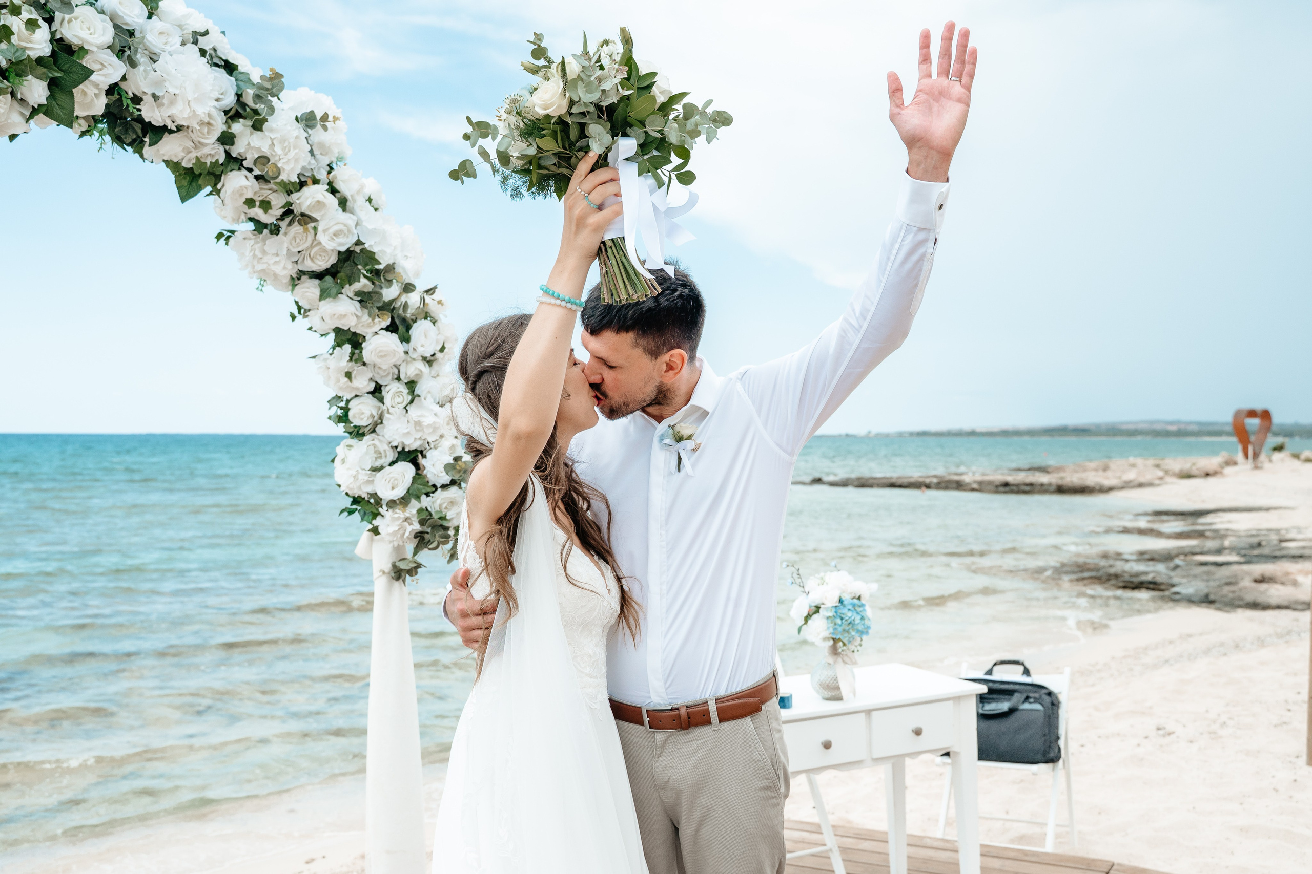 Sirens beach ceremony. AdrianOltean.wfolio.pro