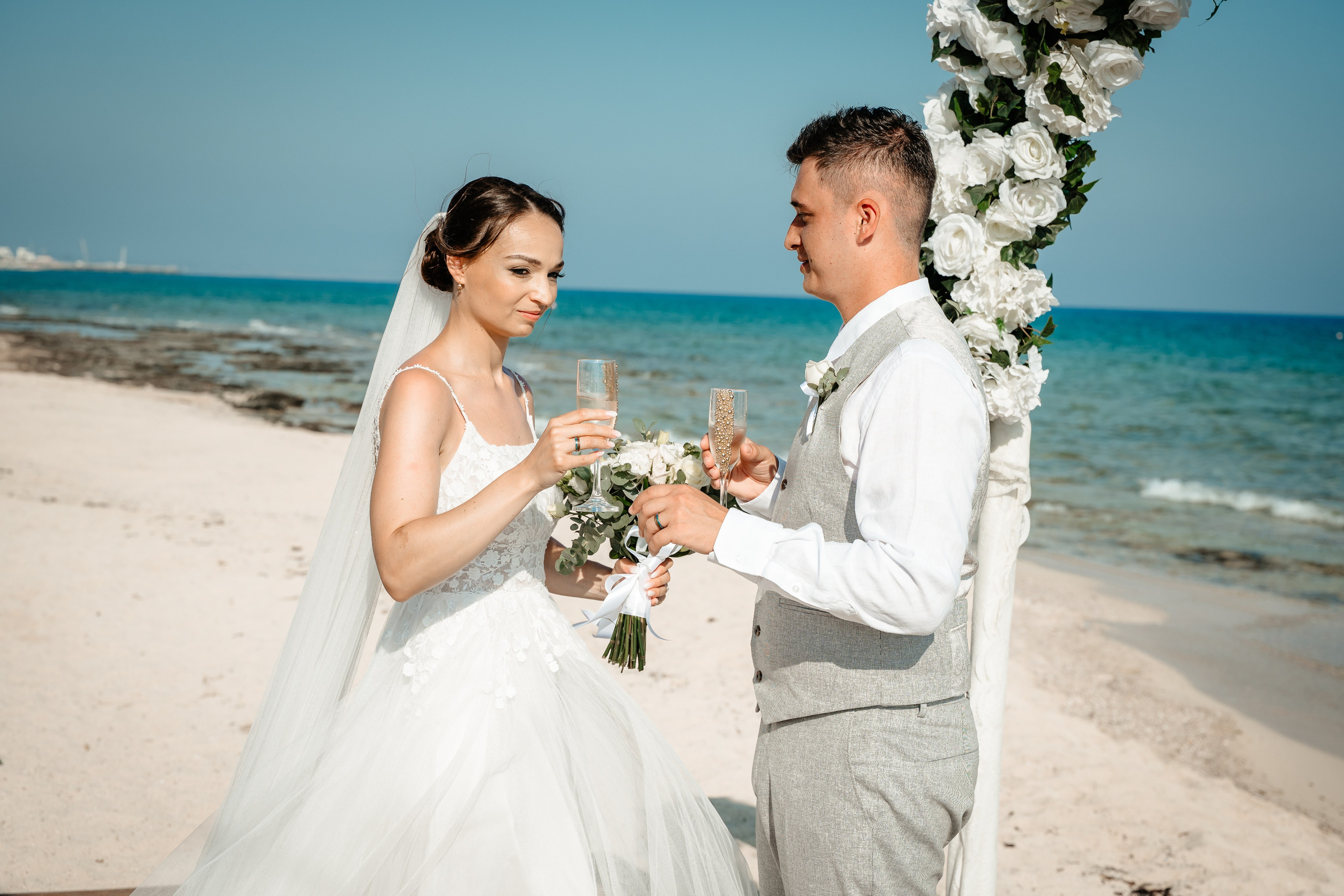 Sirens beach ceremony. AdrianOltean.wfolio.pro