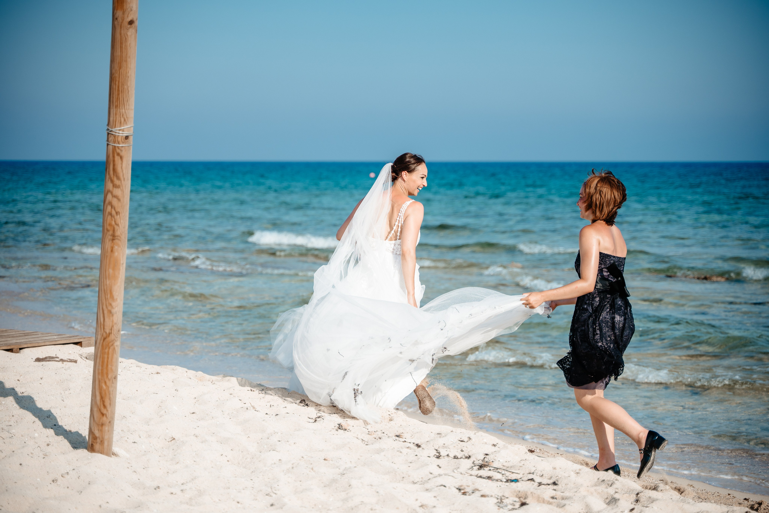 Sirens beach ceremony. AdrianOltean.wfolio.pro