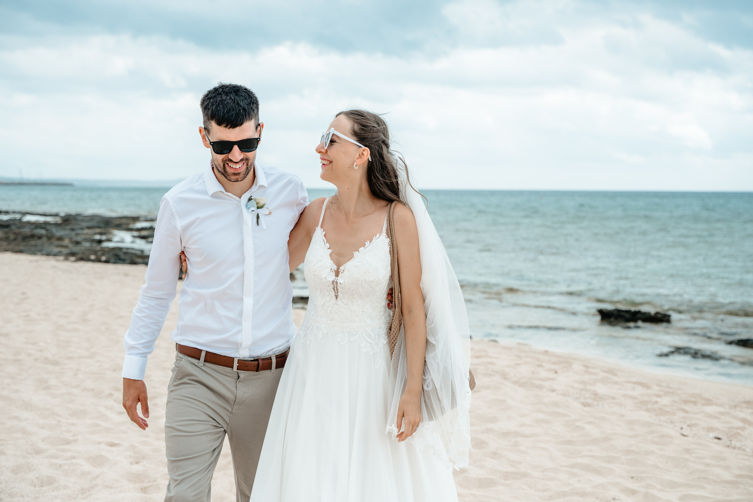 Sirens beach ceremony. AdrianOltean.wfolio.pro