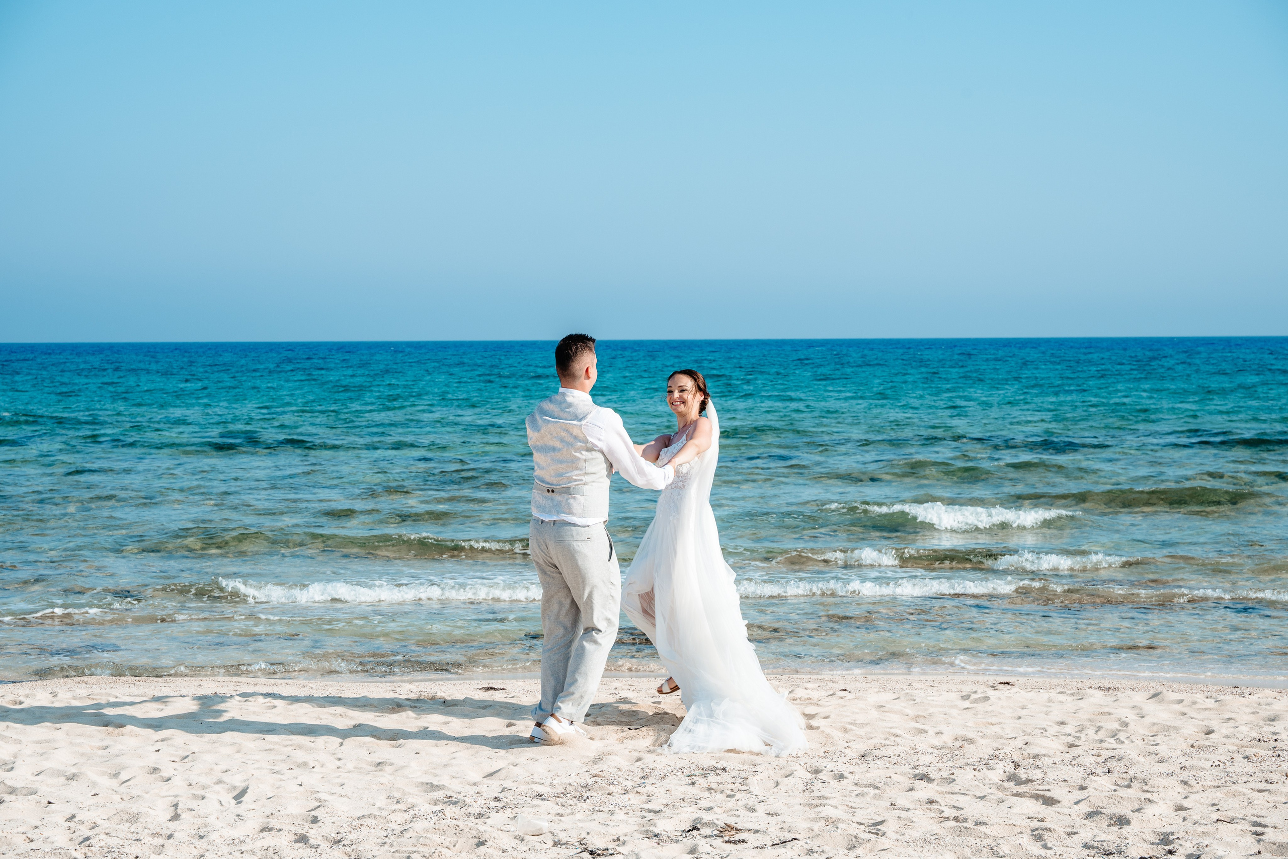 Sirens beach ceremony. AdrianOltean.wfolio.pro