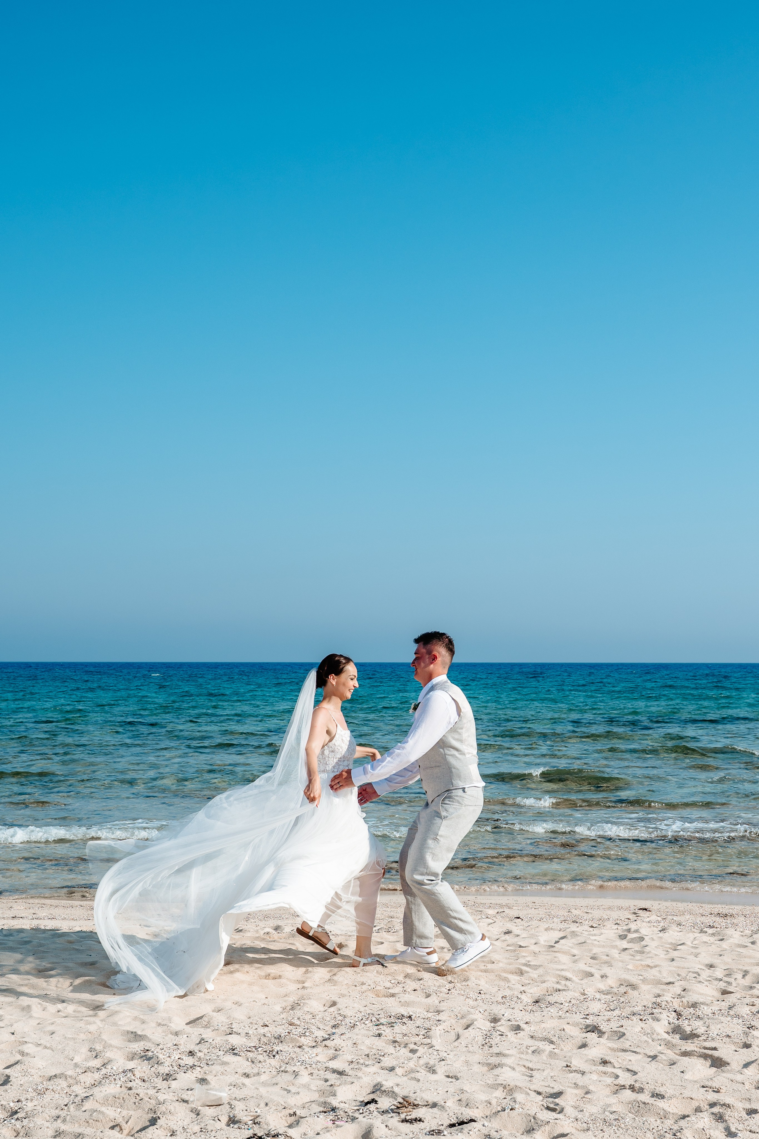 Sirens beach ceremony. AdrianOltean.wfolio.pro