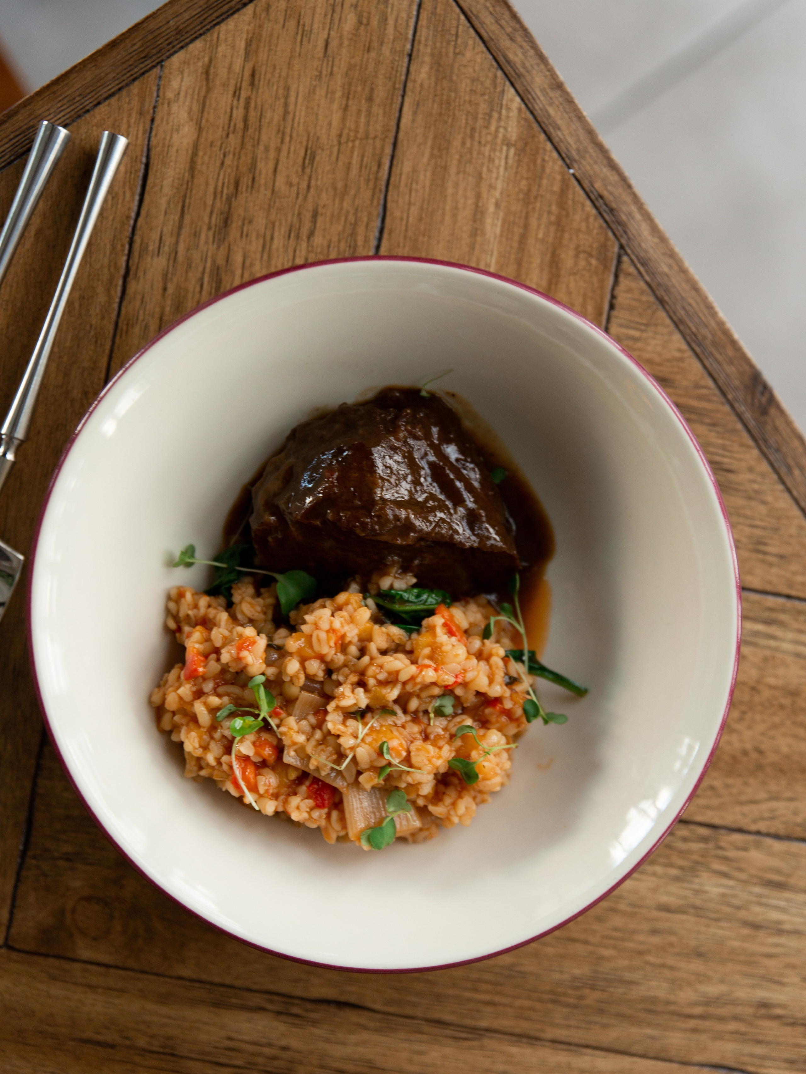 Merchants coffee shop. Photographer Vladmir Gladkov