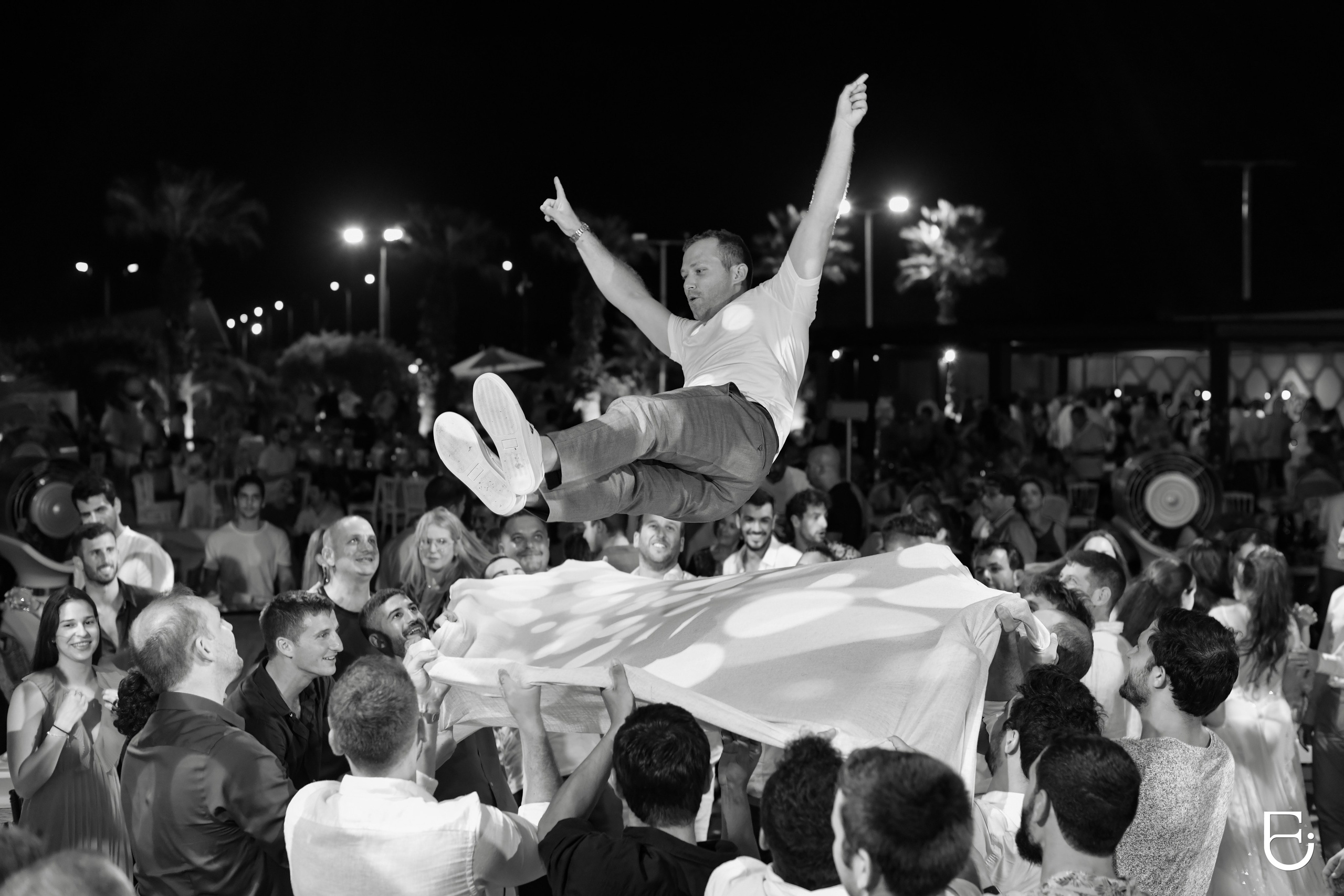 WEDDINGS. CAMELLIA ART PHOTOGRAPHY