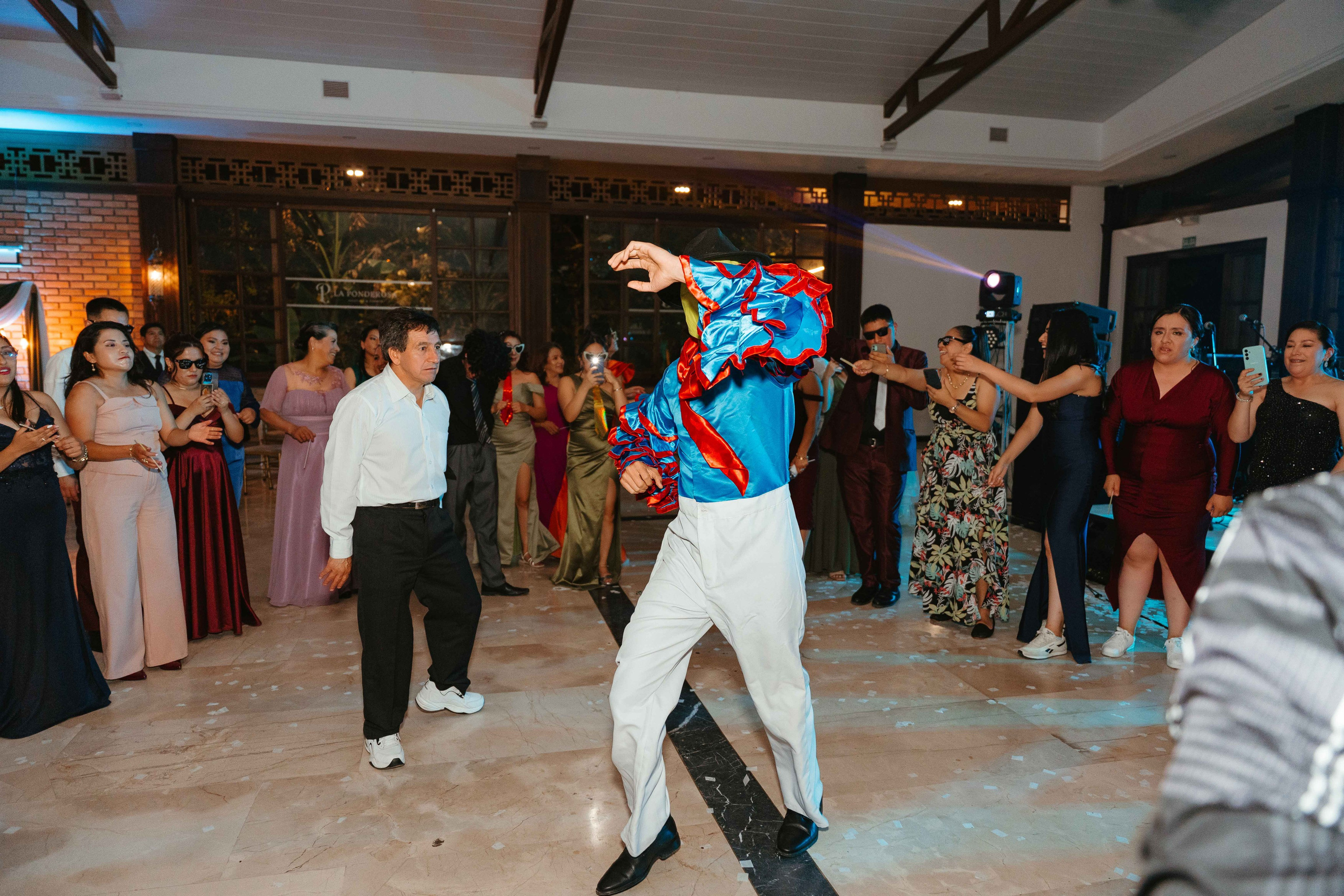 Karol y Jairon. Fotógrafo de bodas en Loja Ecuador | Piero Alvarez PH