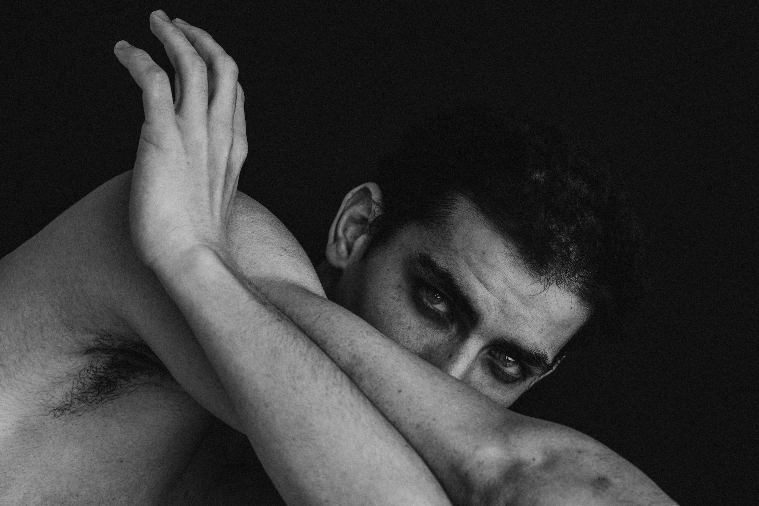 DANCERS. Victoria Olonen – Cinematic Portrait Artist | Helsinki & Europe