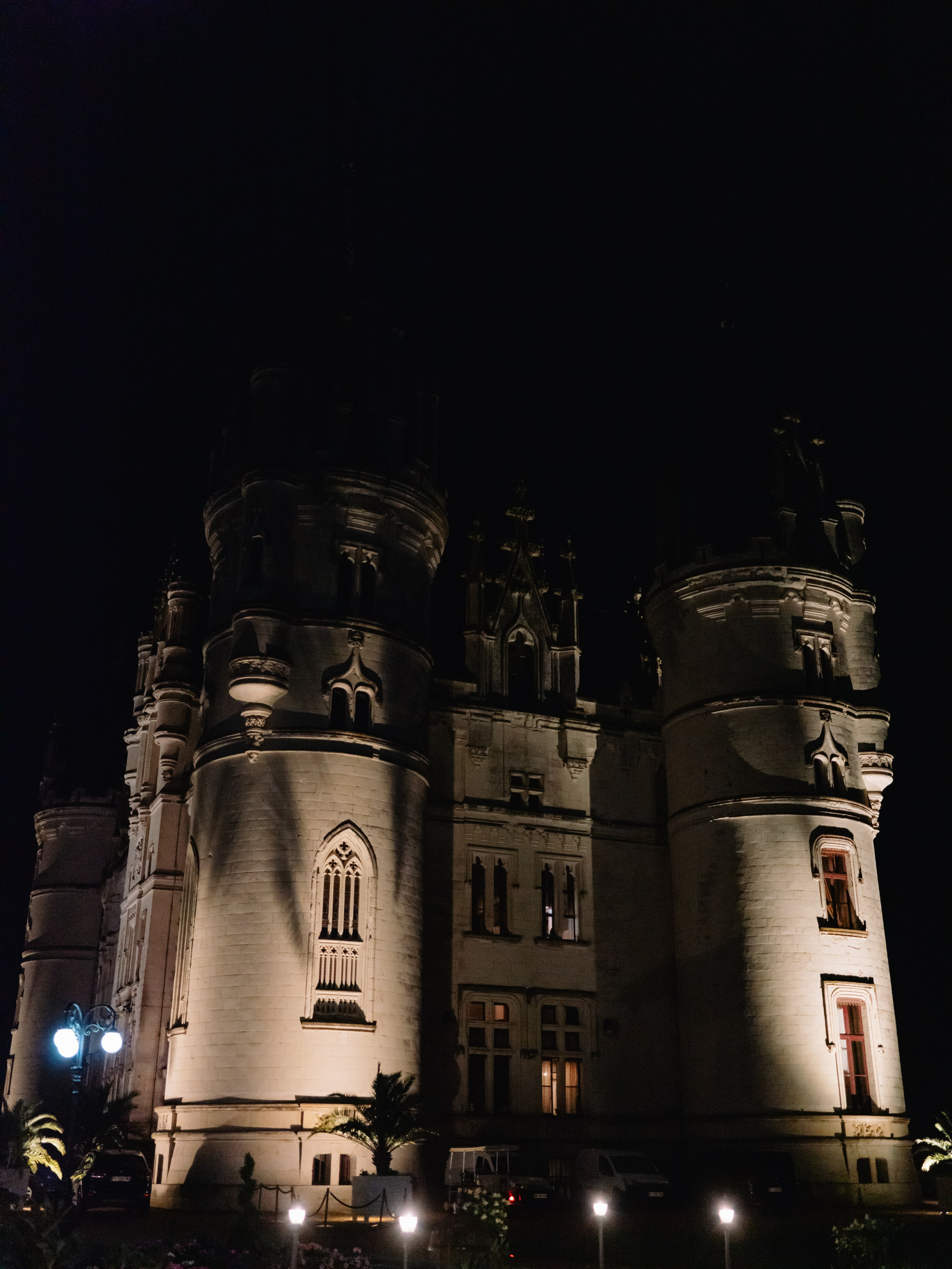 Luxury Château Wedding in France | Anna & Jon at Chateau Challain