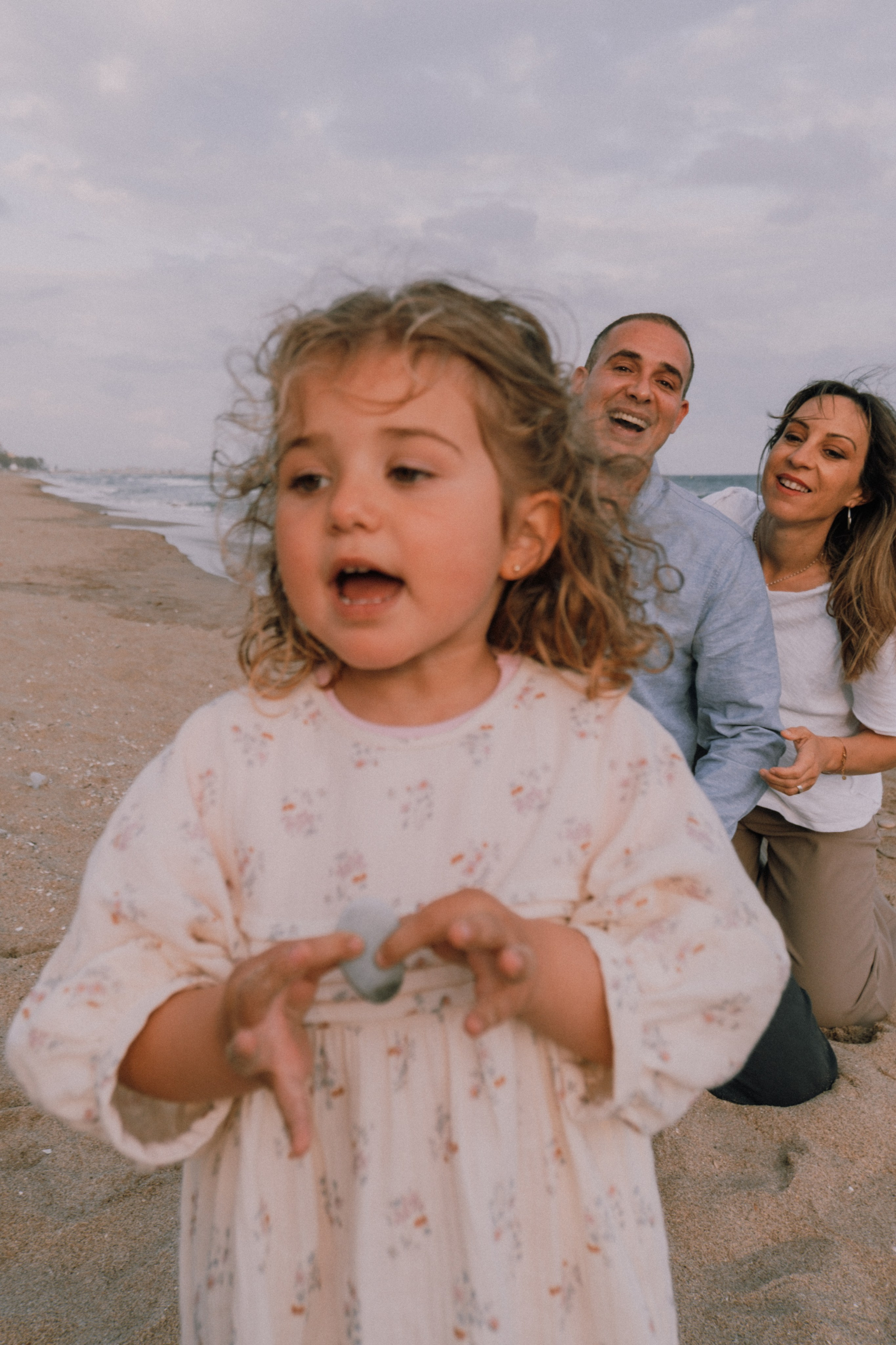 Семейная фотосессия на пляже. Профессиональная фотосъемка в Калафелле — Елена Медведева