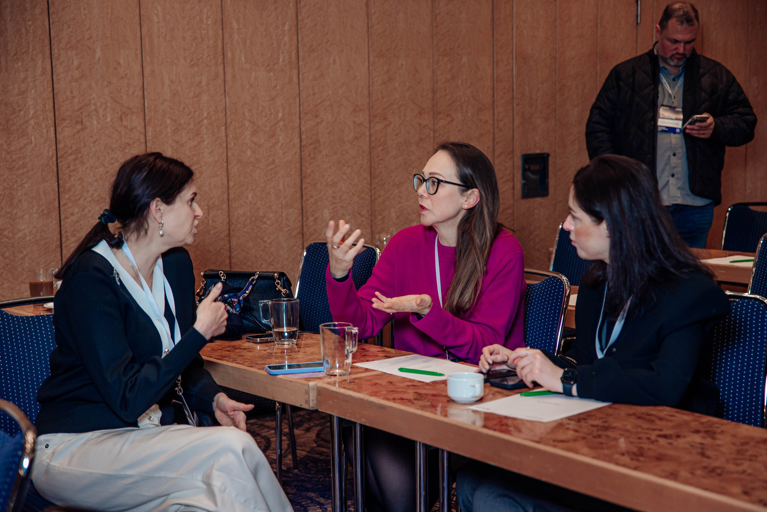 Club Bizon. Portrait family photographer in Berlin Elena Zakh