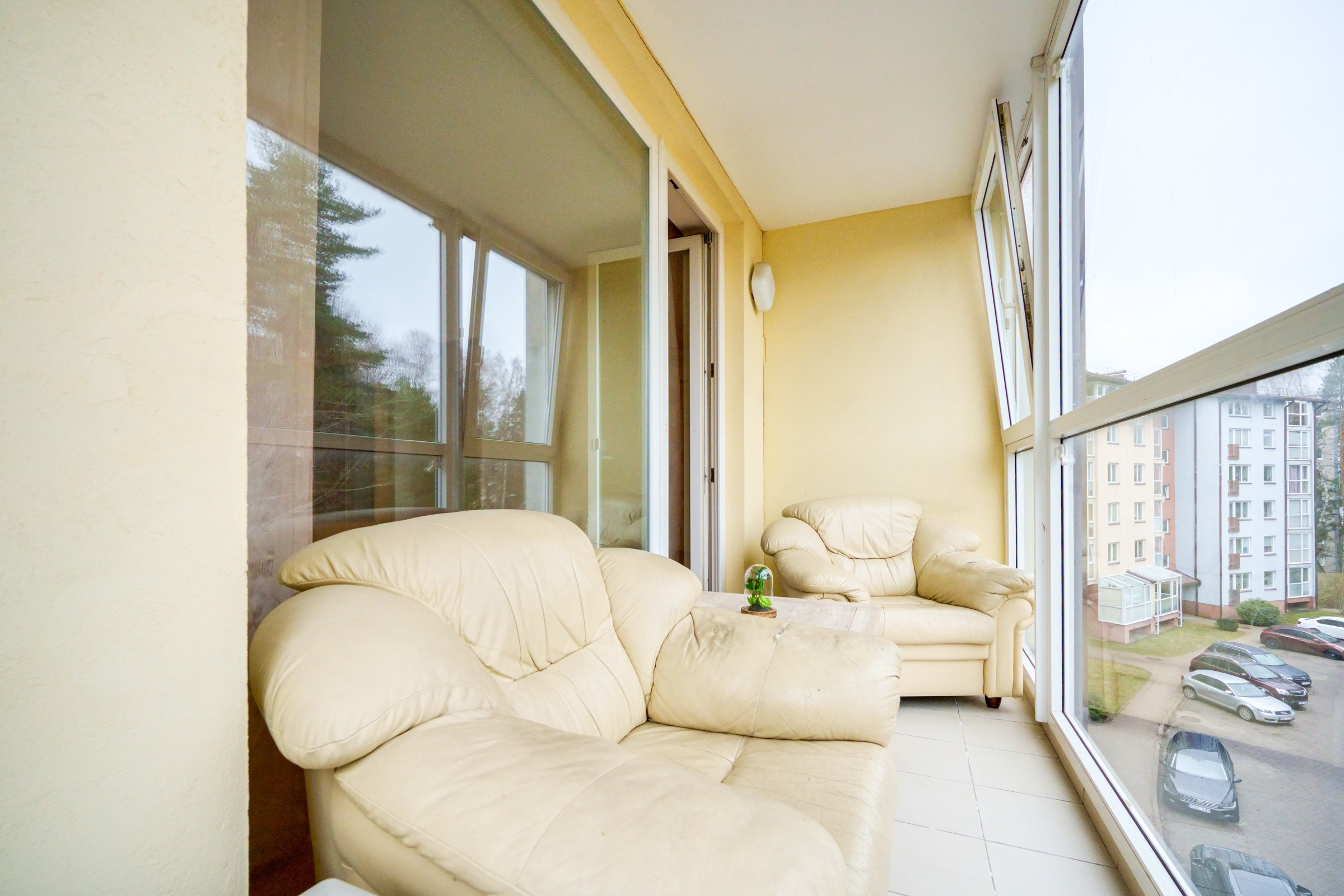 2--jų kambarių butas L. Gyros 80, Vilnius. Elina Sapiega fotografė Vilniuje