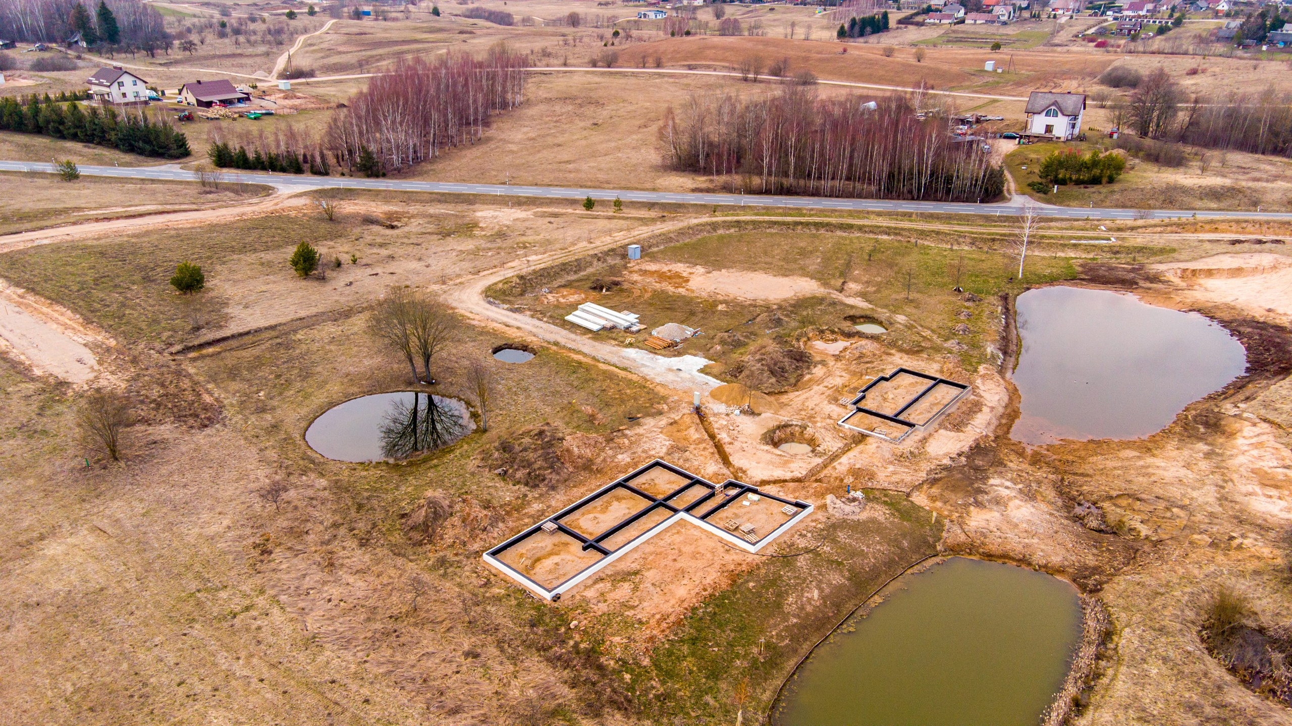 Riešės sen., Pikeliškių k., Antano Giedraičio g. 175 ir 175D. Elina Sapiega fotografė Vilniuje