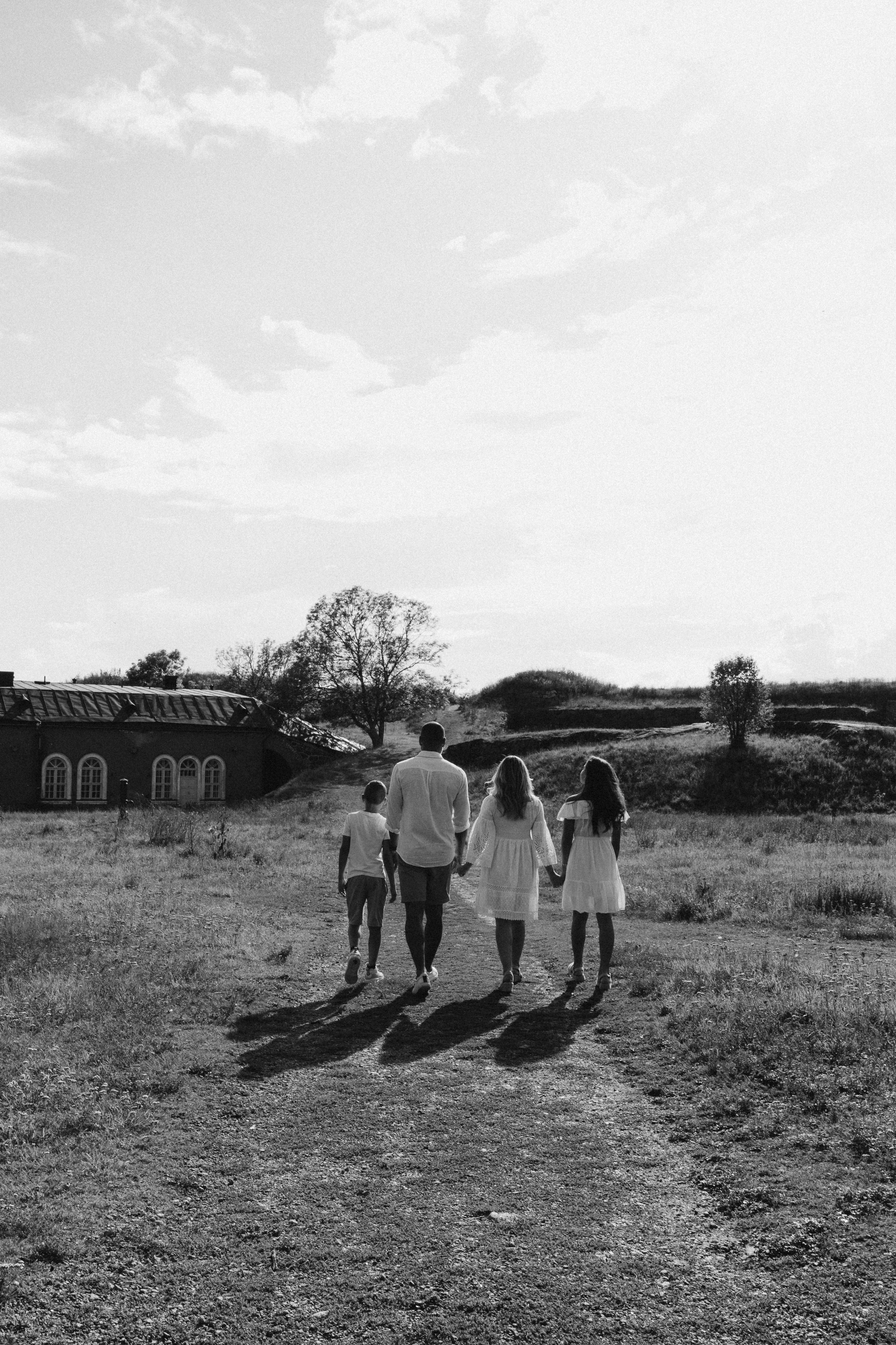 Suomenlinna. Wedding and portrait photographer in Helsinki Vickan O