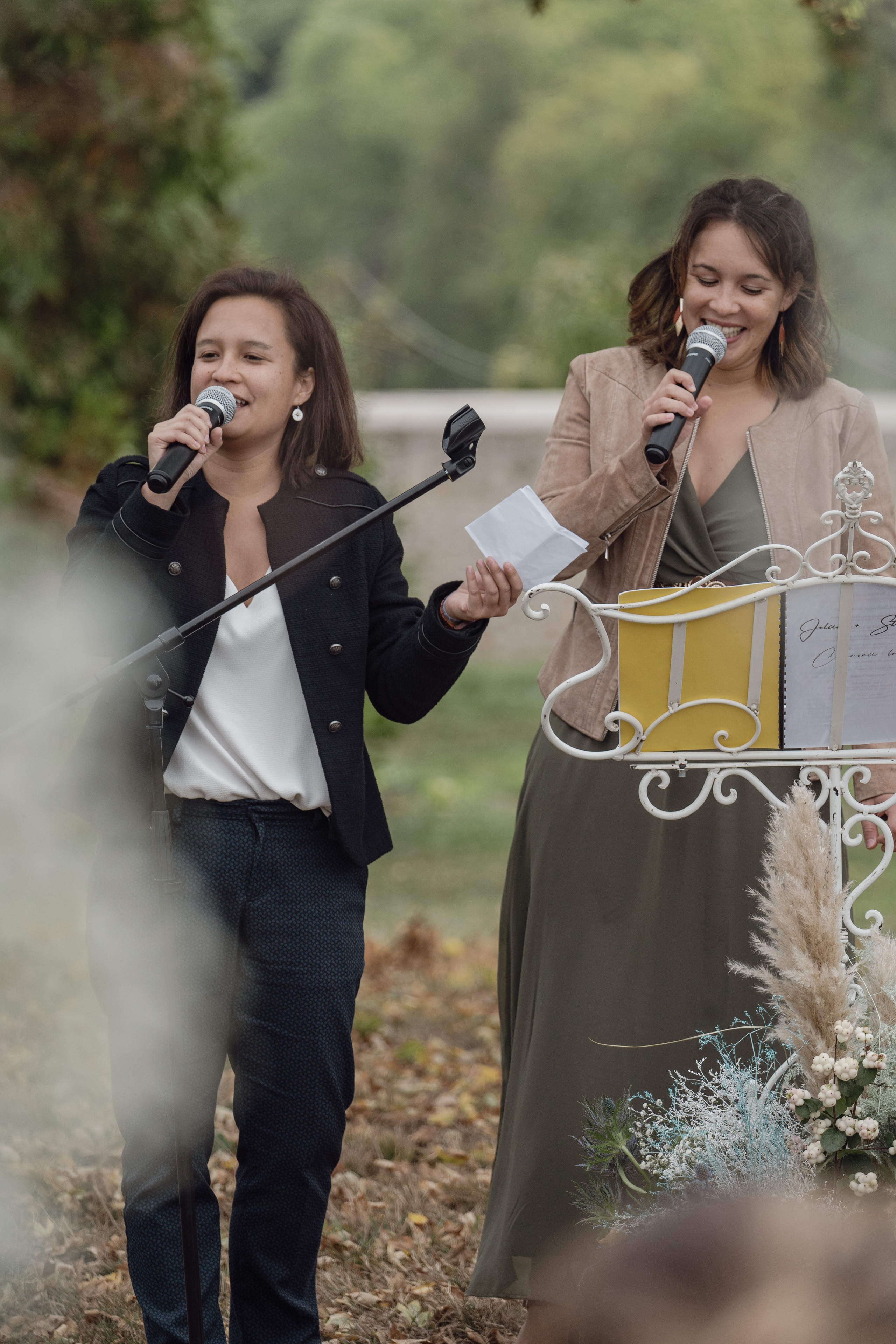 J & S. Weeding photographer / event / portrait