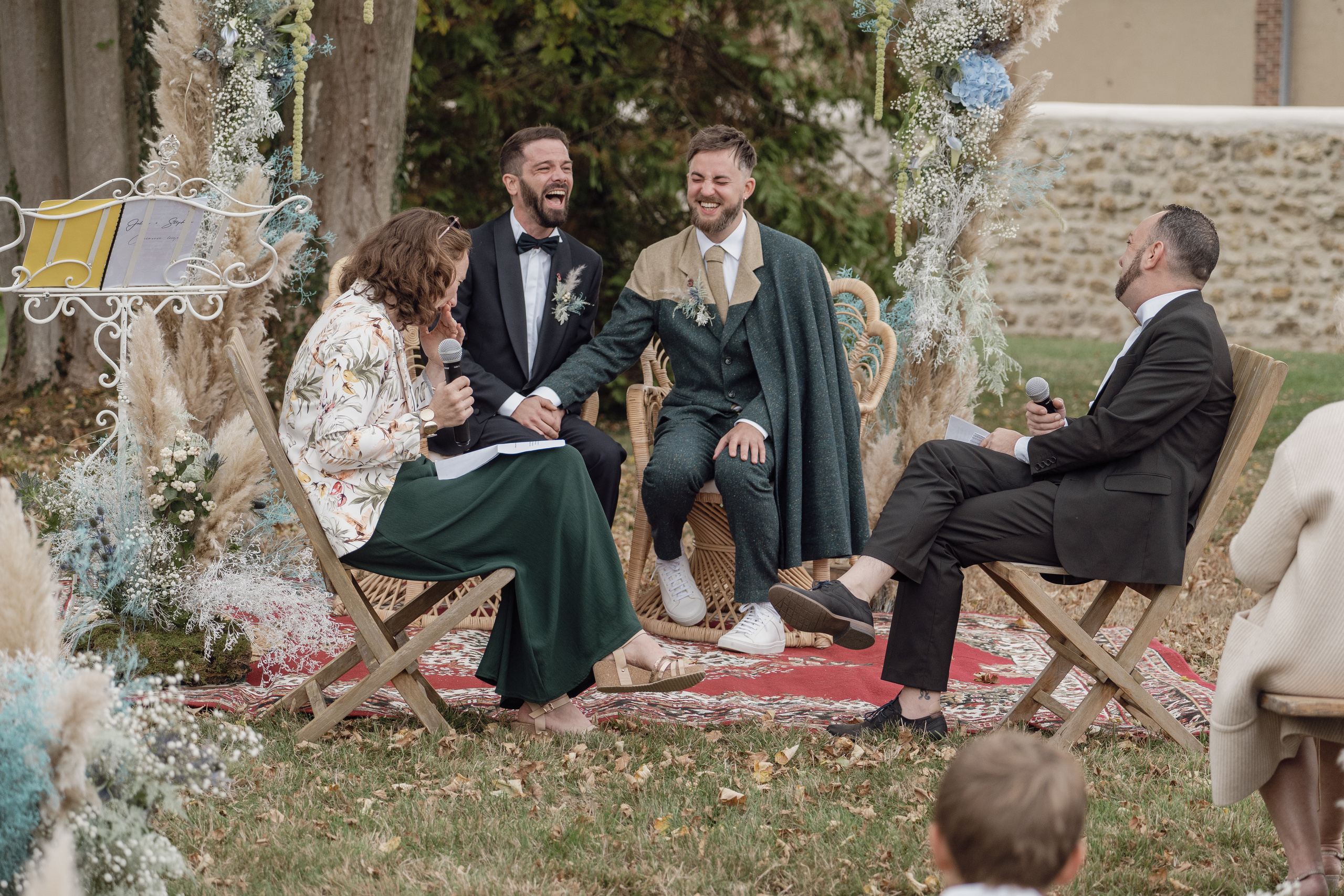 J & S. Weeding photographer / event / portrait