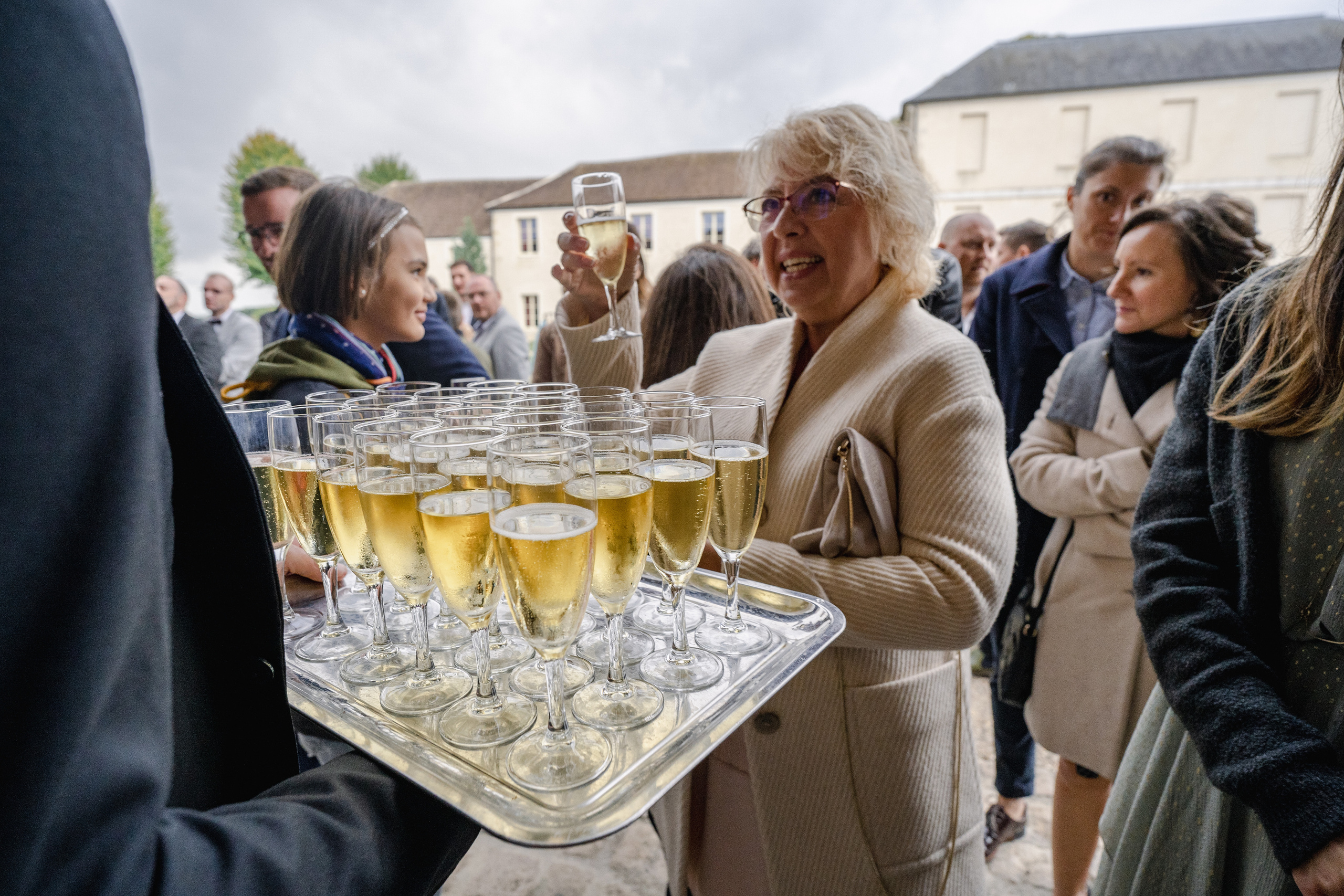 J & S. Weeding photographer / event / portrait