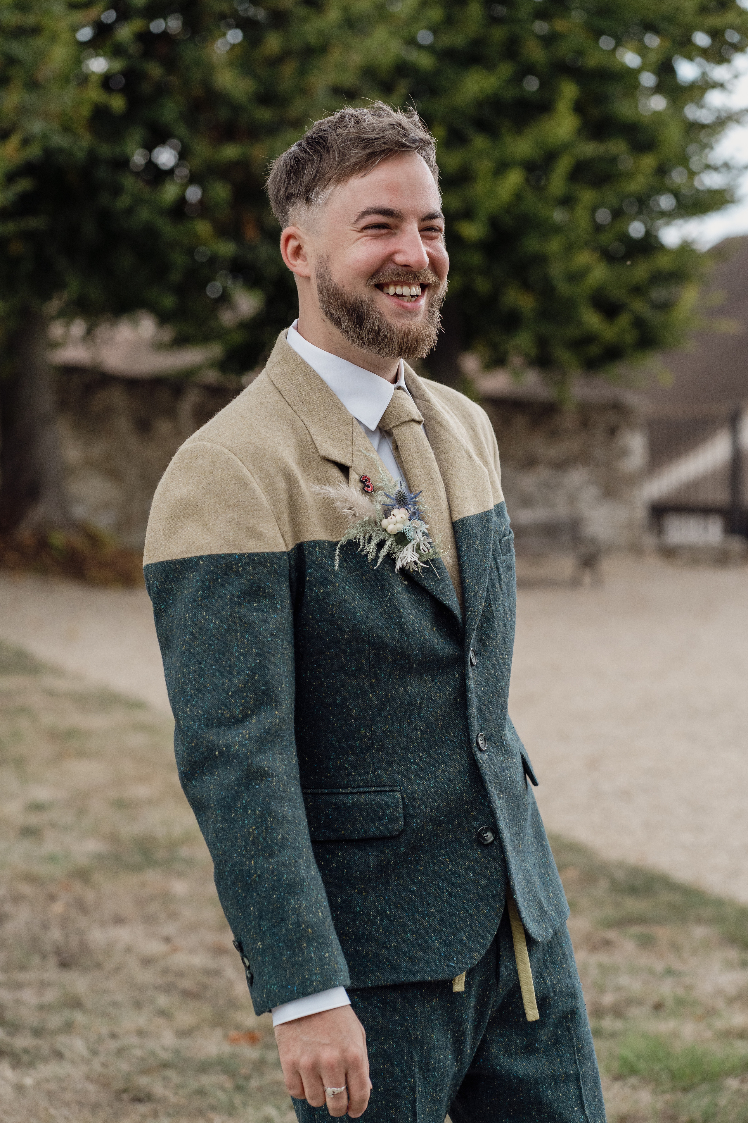 J & S. Weeding photographer / event / portrait