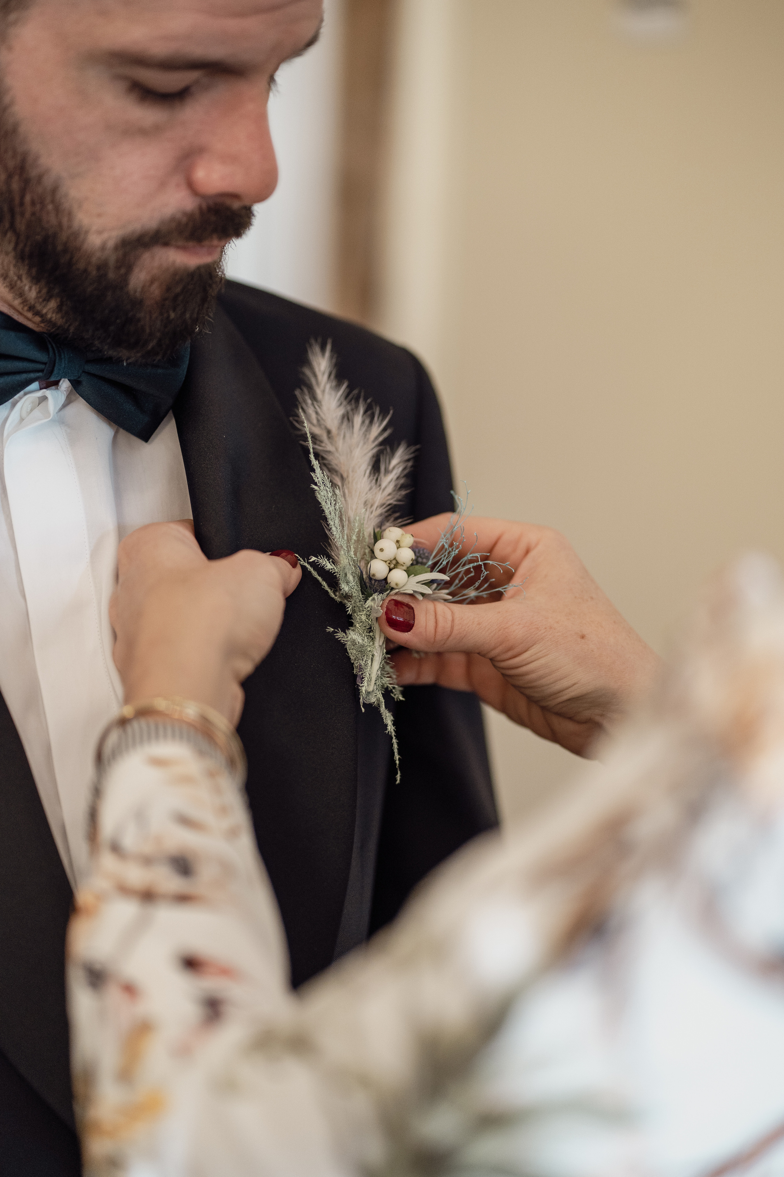 J & S. Weeding photographer / event / portrait