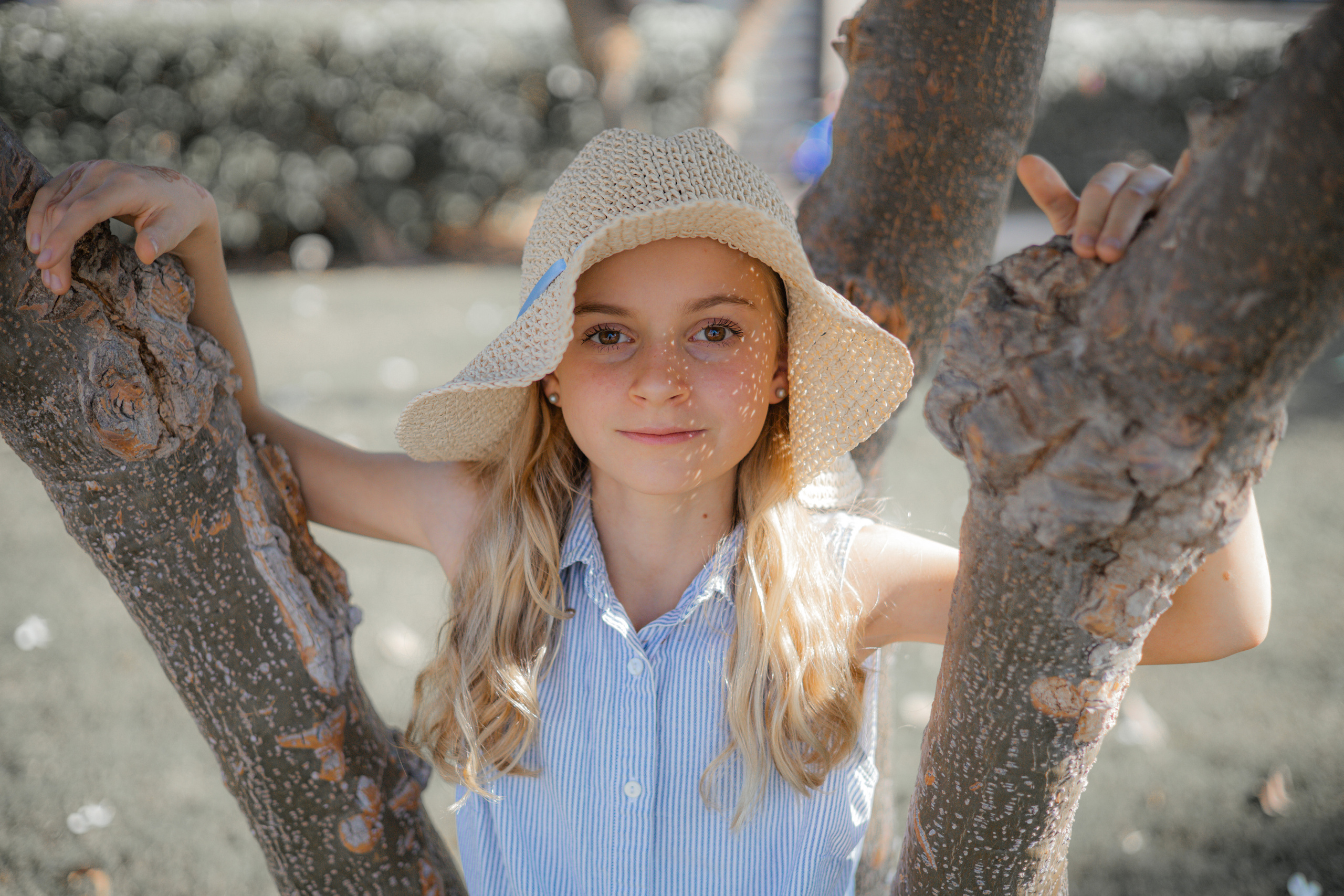Sunny beach day. Mayya Makarova Photography | Family Photographer Abu Dhabi