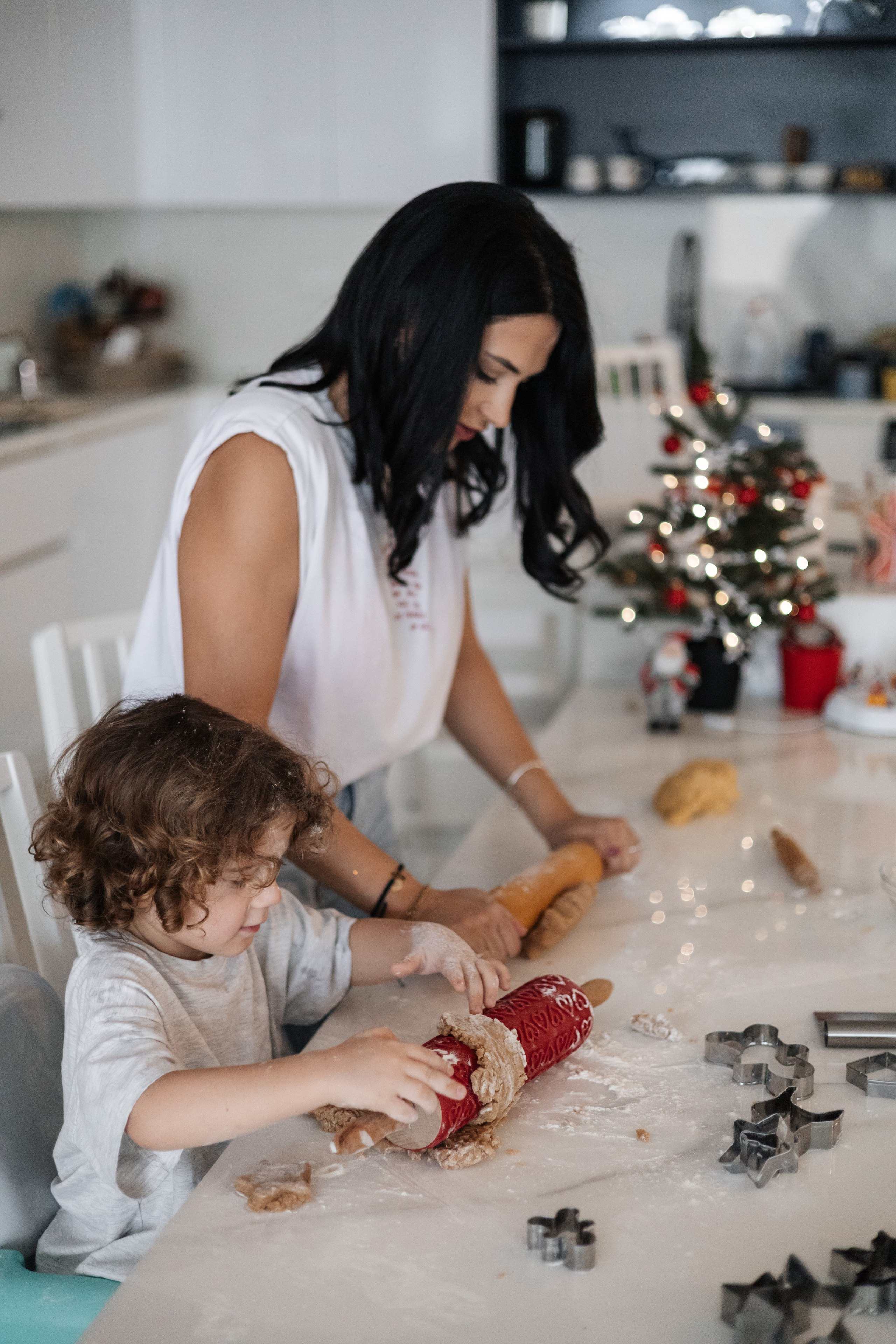 Gingerbread party. Mayya Makarova Photography | Family Photographer Abu Dhabi