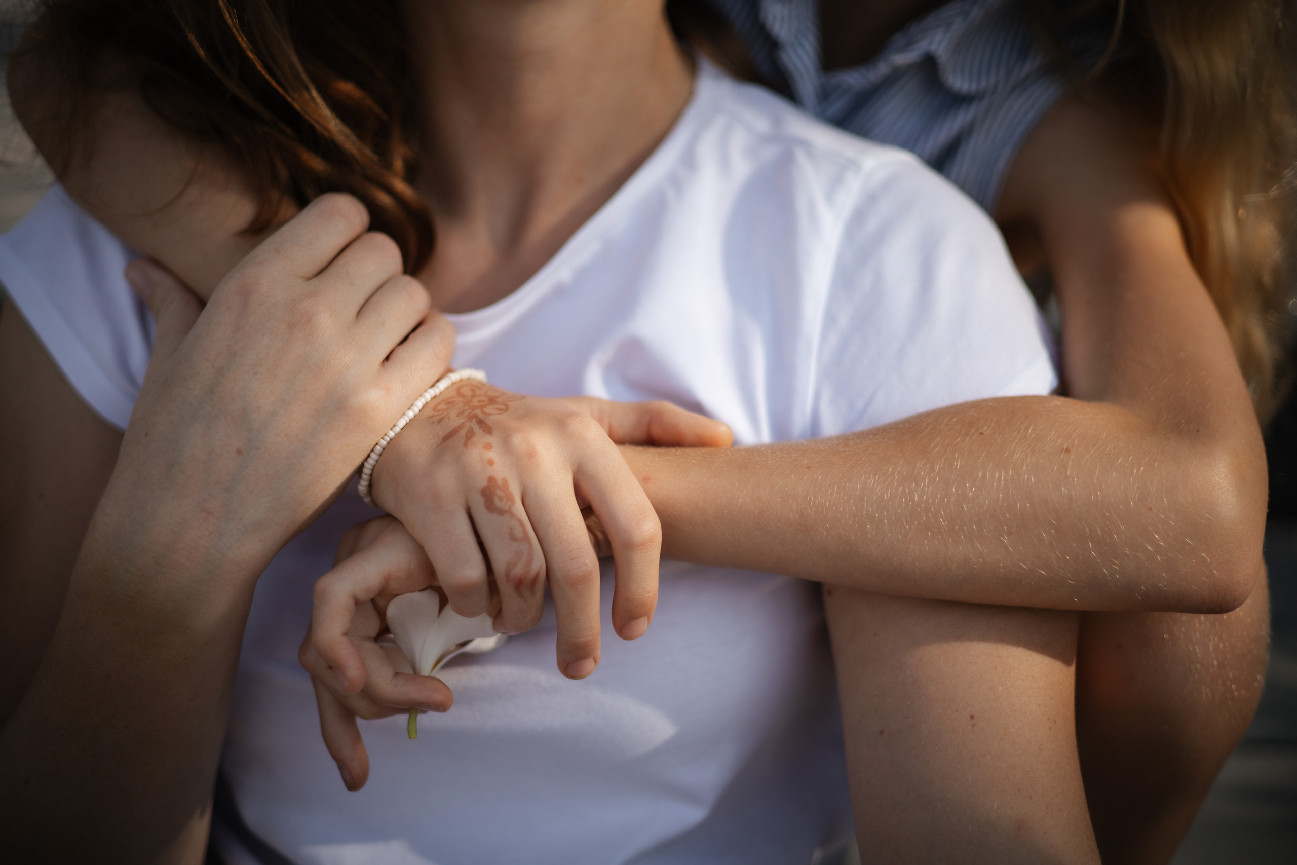 Sunny beach day. Mayya Makarova Photography | Family Photographer Abu Dhabi