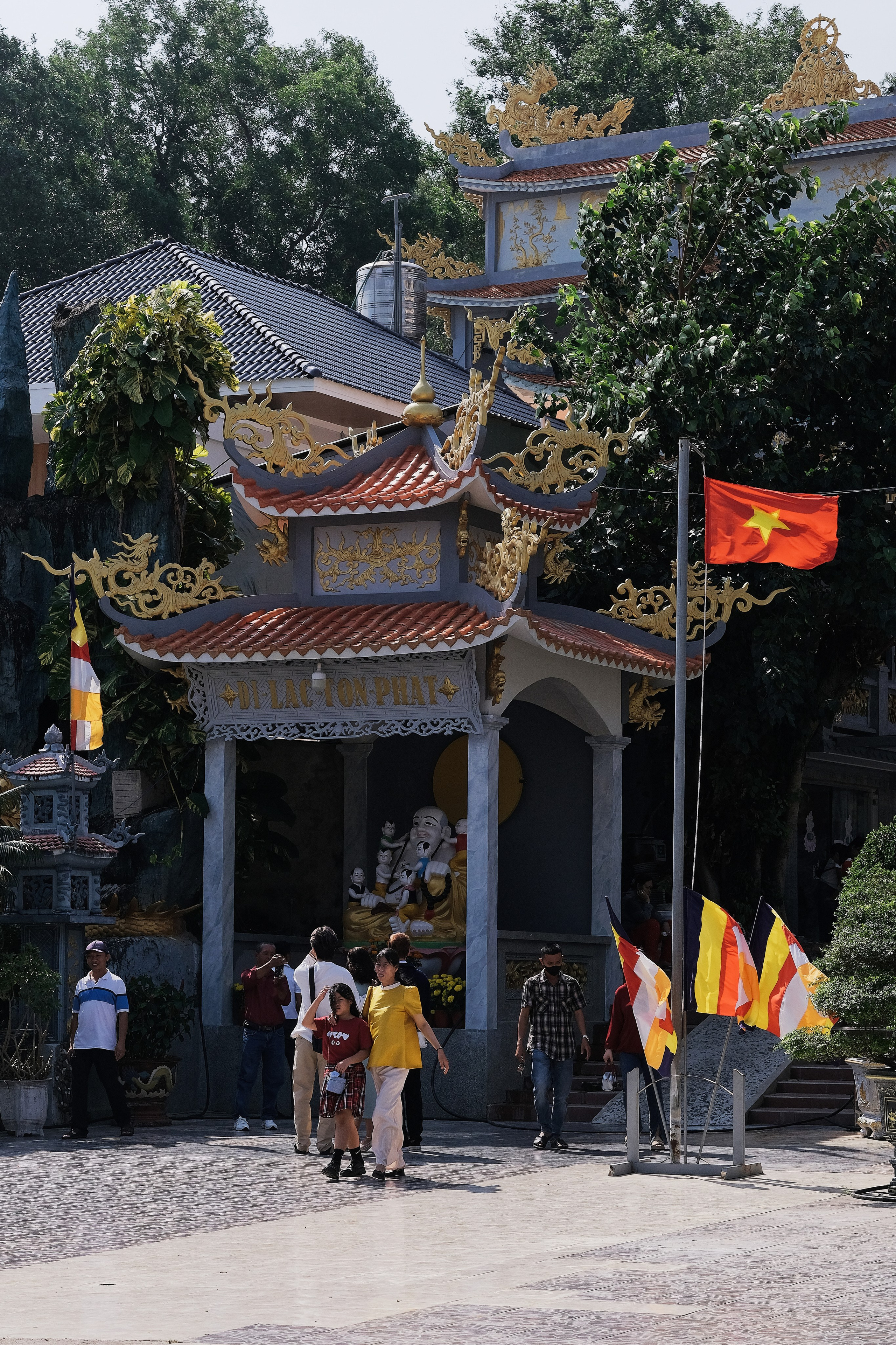 The Life of the Others | Phú Quốc Street Photography 🇻🇳. 中国街头摄影 | The Streets of China Through My Eyes | 深圳