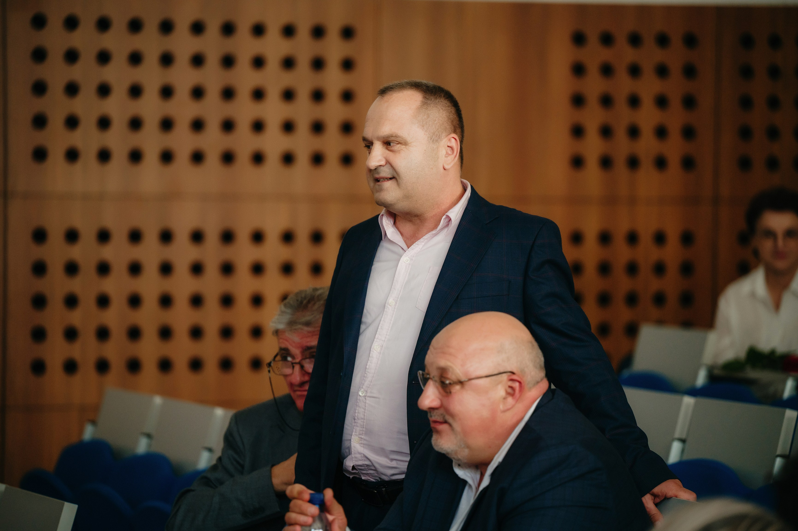 Medicina Veterinara — dupa 30 de ani…. Laurentiu Stefan StoryTeller