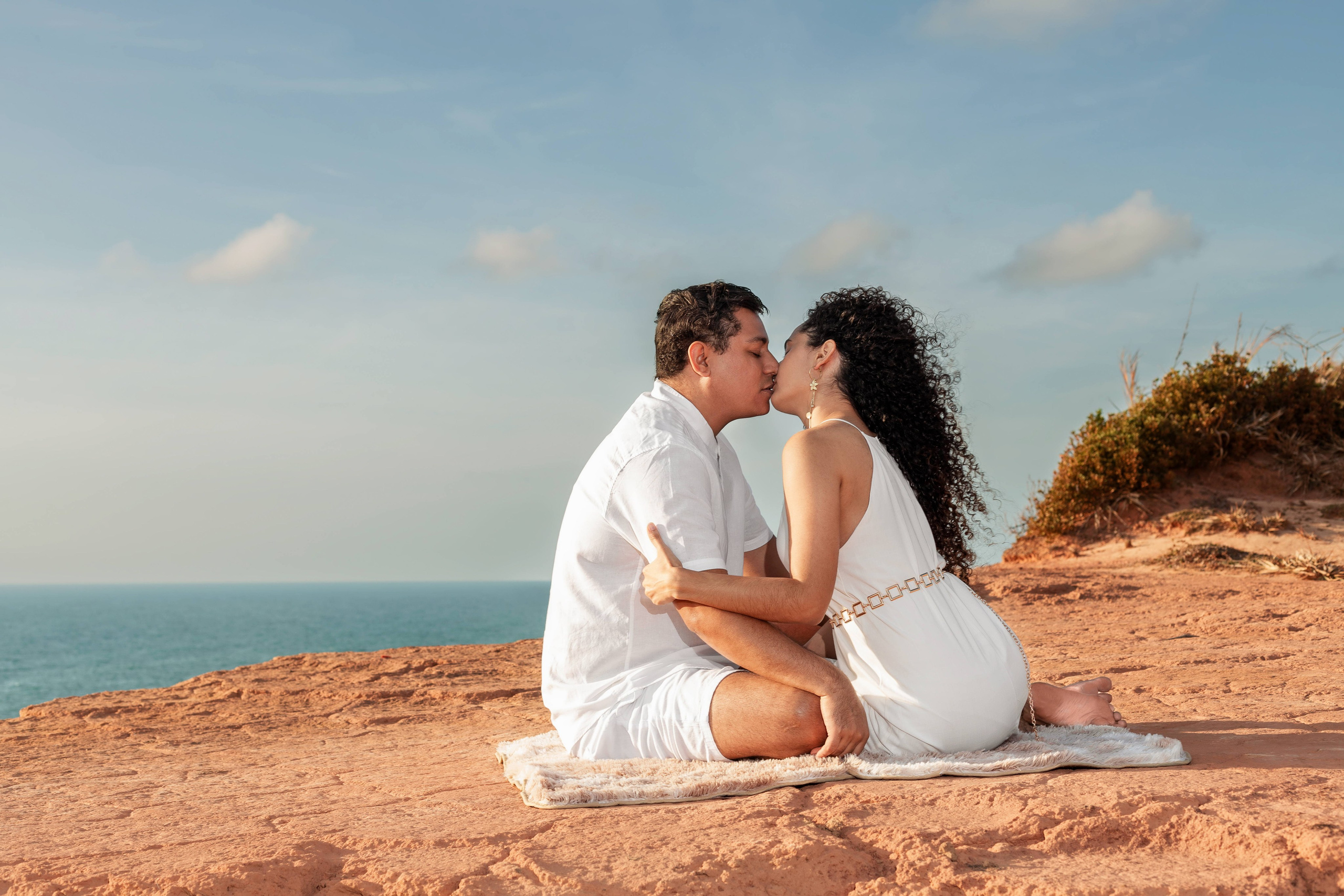 fotografia de gravidez ao ar livre ensaio gestacional em Alagoas fotos de gestante na praia dicas para ensaio de gravidez externo melhores locais para fotos de gestante