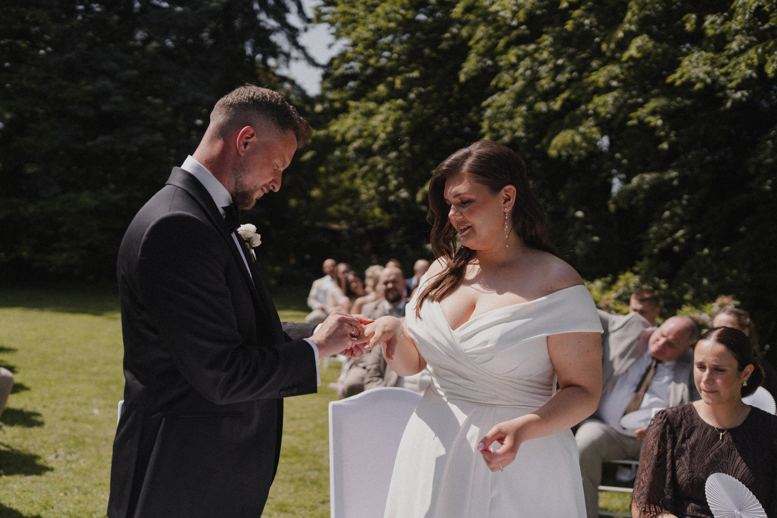 Jessica & Felix I Gesellschaft Harmonie Bochum. Hochzeitsfotografin Bochum | Halyna Reiche Fotografie NRW