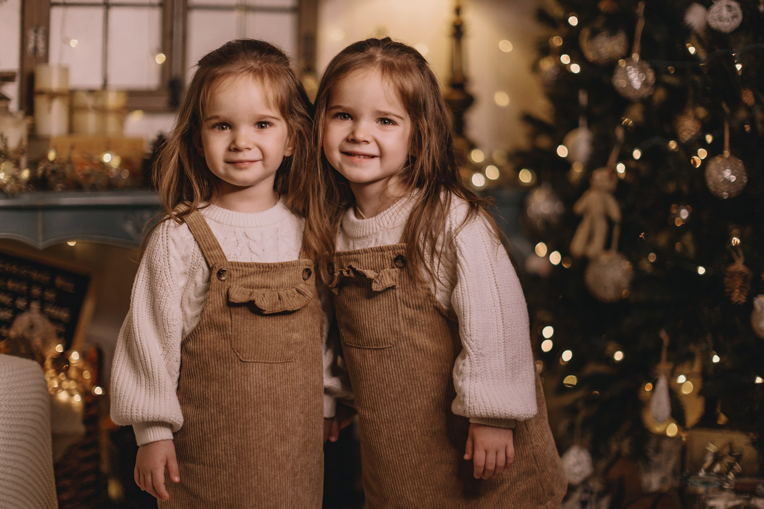 11.26.2025 Christmas Photoshoot. Wedding family event photographer in Chicago Nick Yushevich