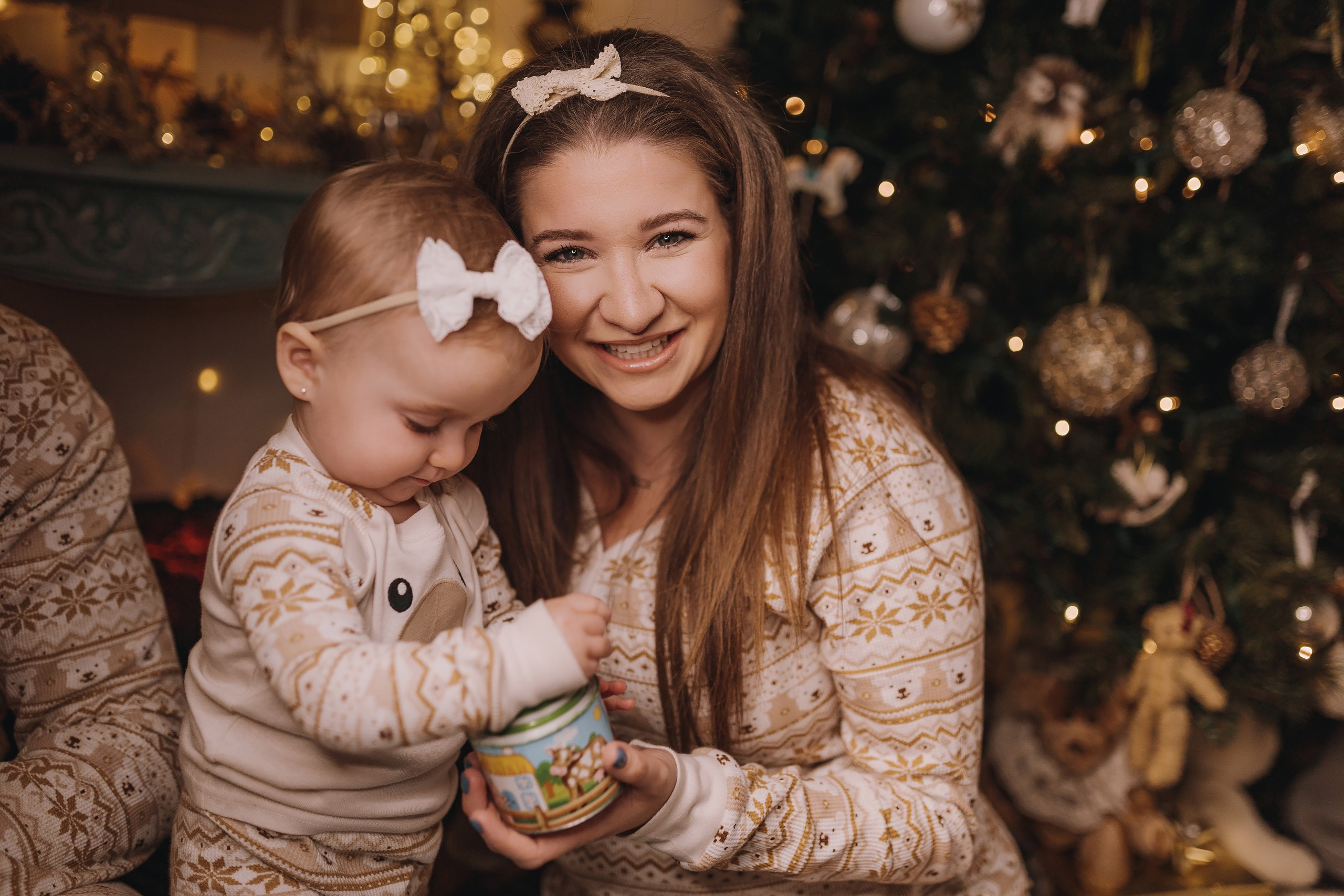 09.12.2023 Christmas Photoshoot. Wedding family event photographer in Chicago Nick Yushevich