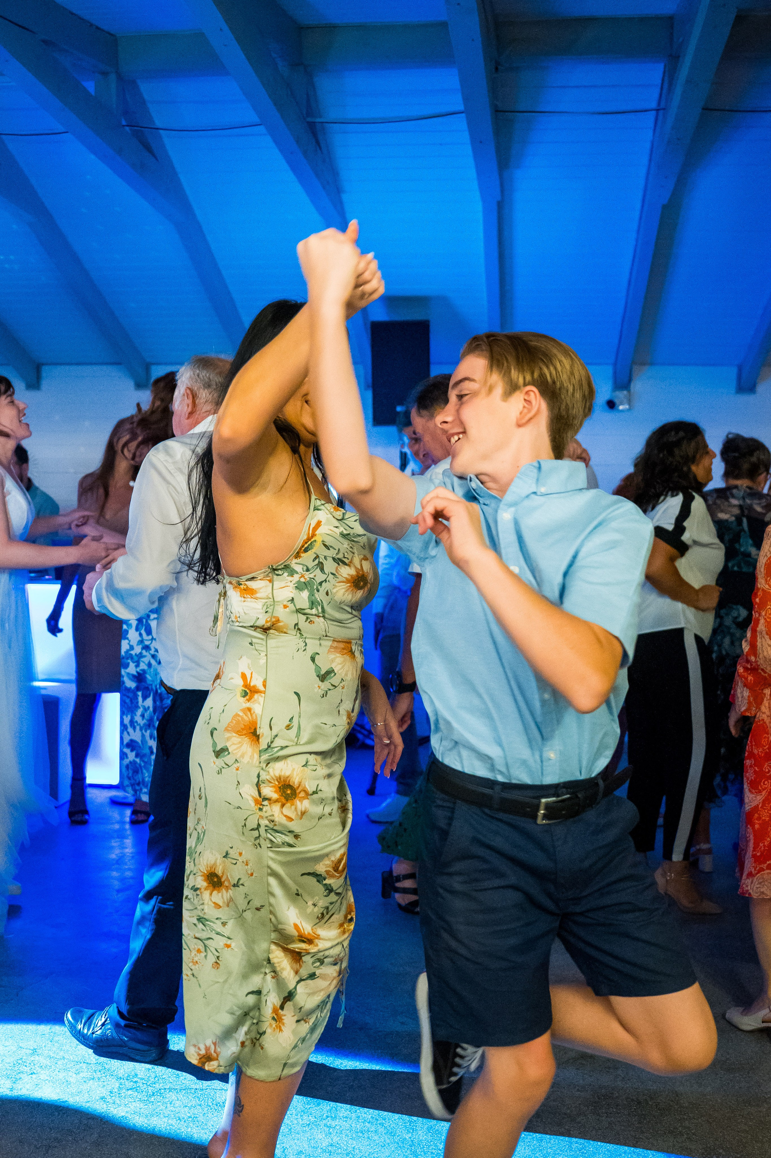 PARTY. Gabriel Florea — Fotograf nuntă București