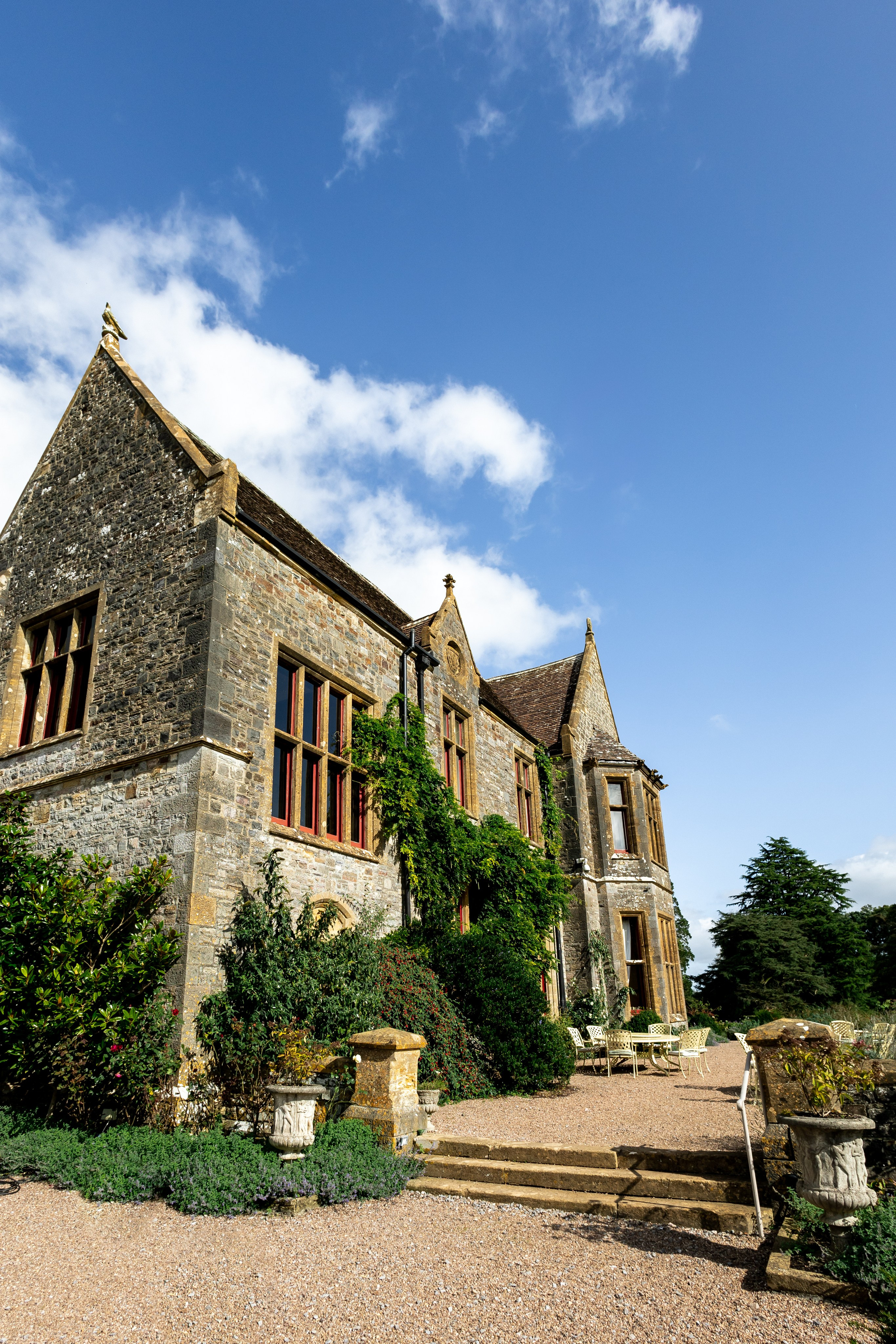 BobFest'23 in 2 days — TRUE LEGEND. September, 2023. Timeless Wedding & Event Photography from London to the world