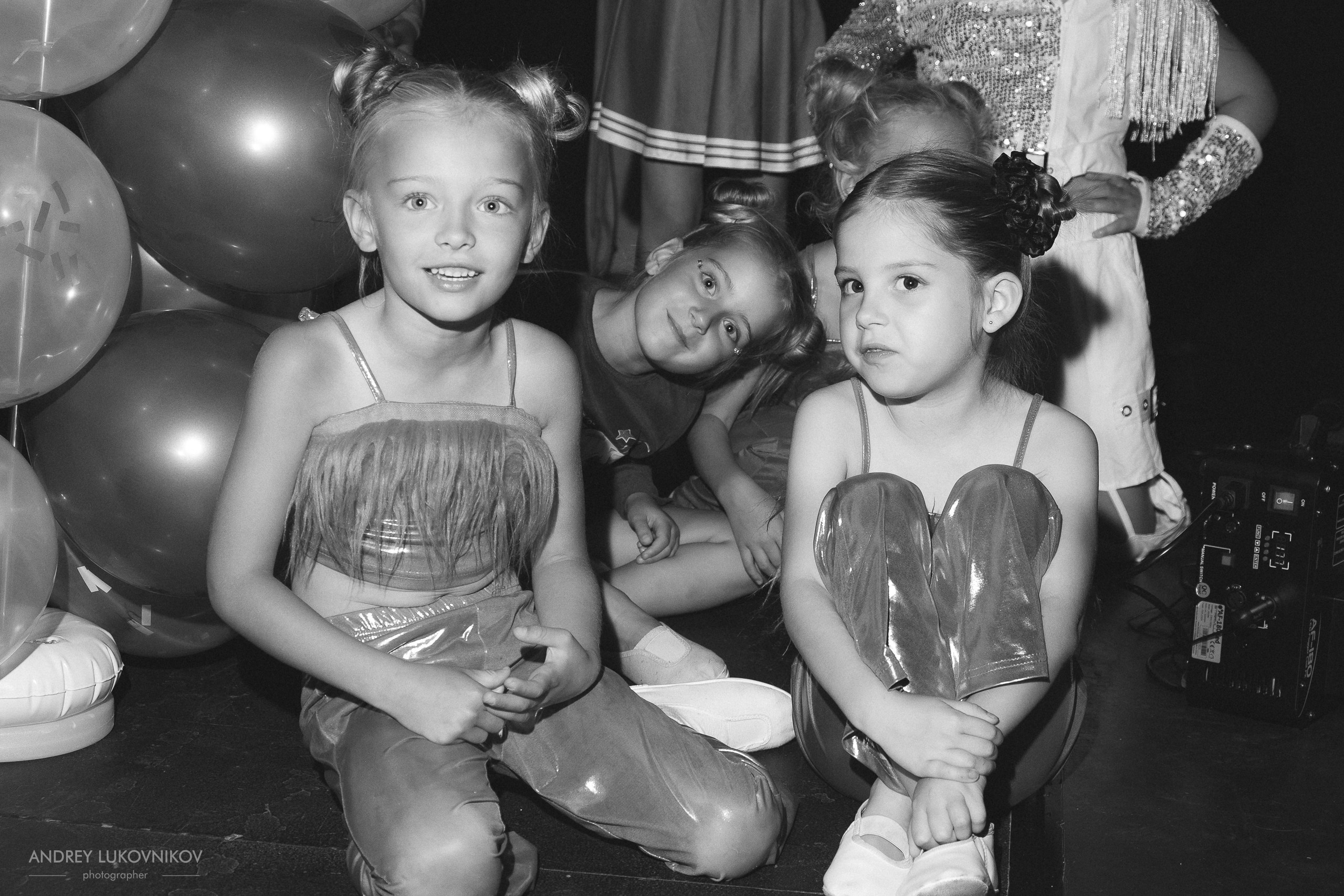 Entre bastidores del concierto final de Like Dance: momentos brillantes tras las cámaras