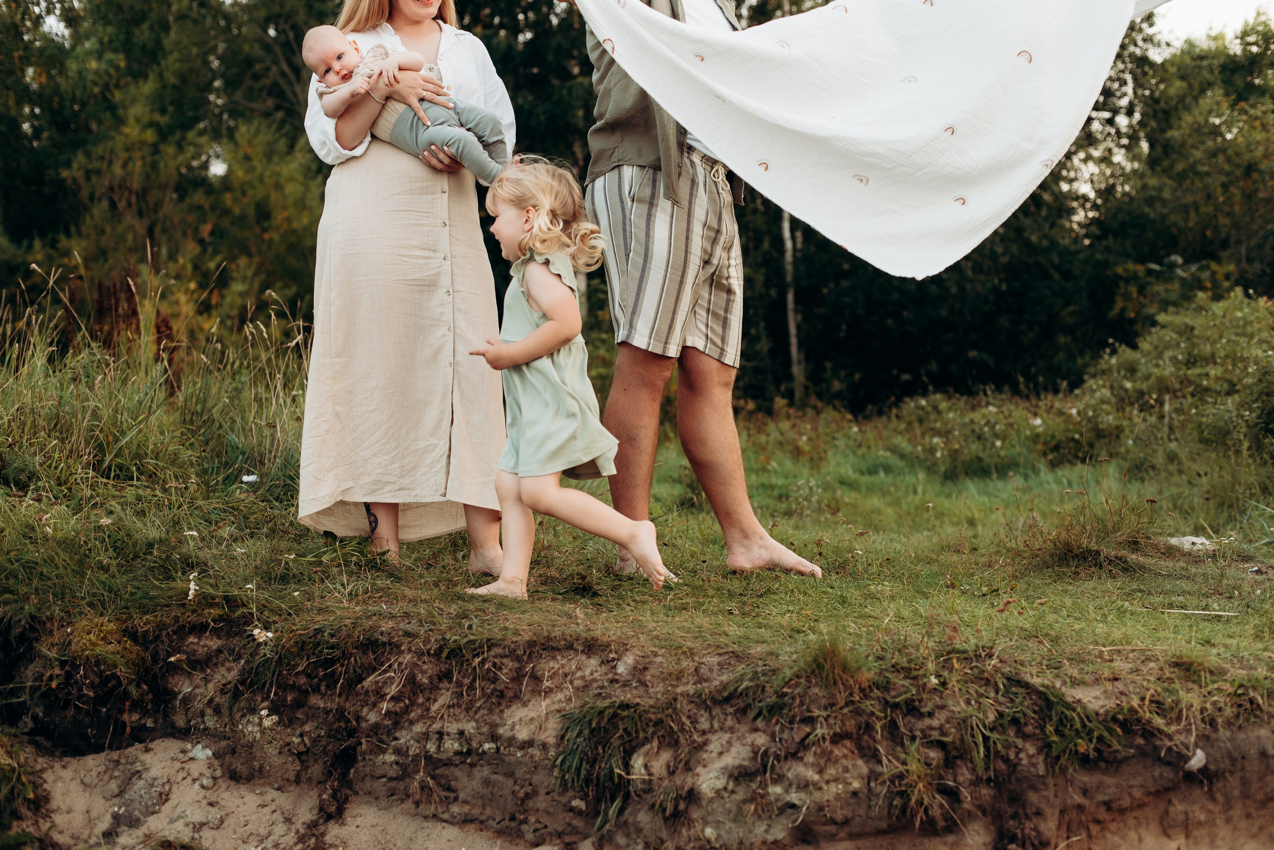 Эвелин, Иван, Саша и Эван. Главная