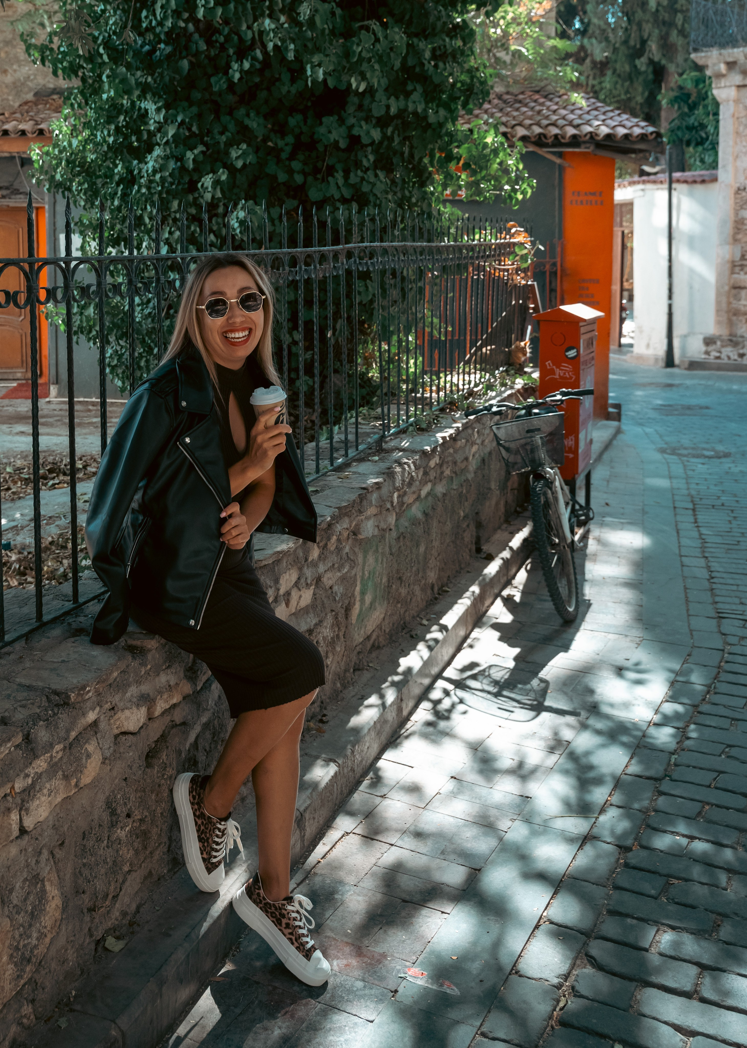 ZARINA. UNRATED PHOTO