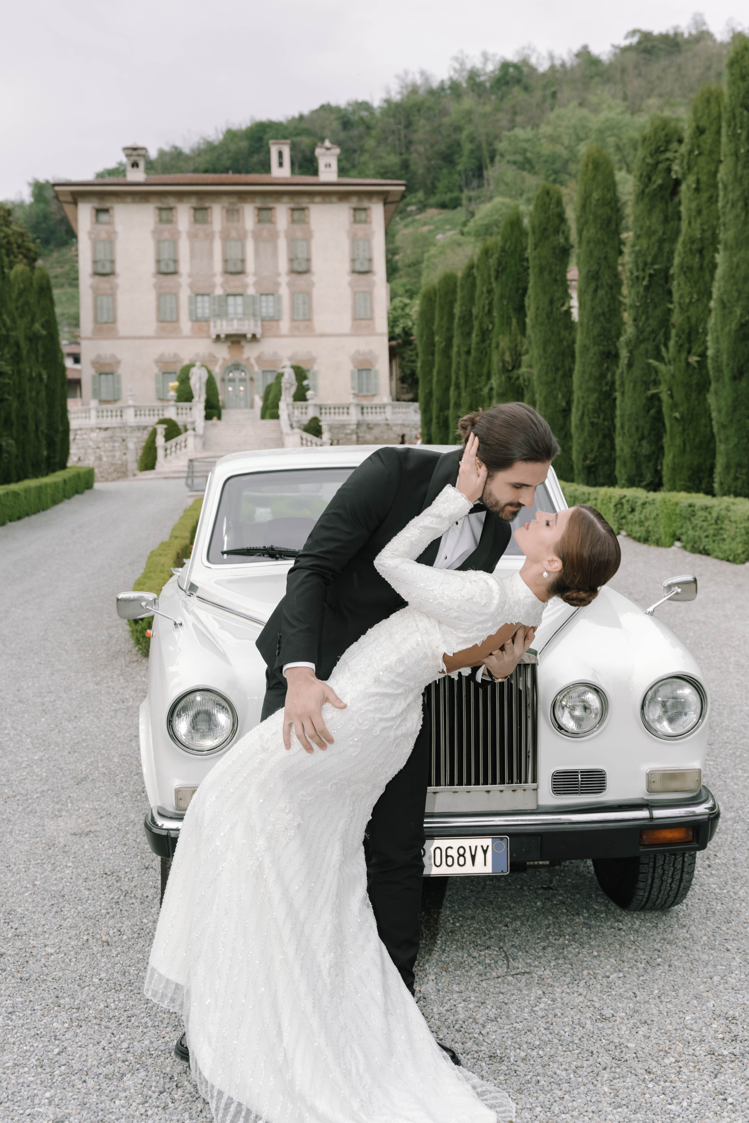 Weddings. London portrait and family photographer