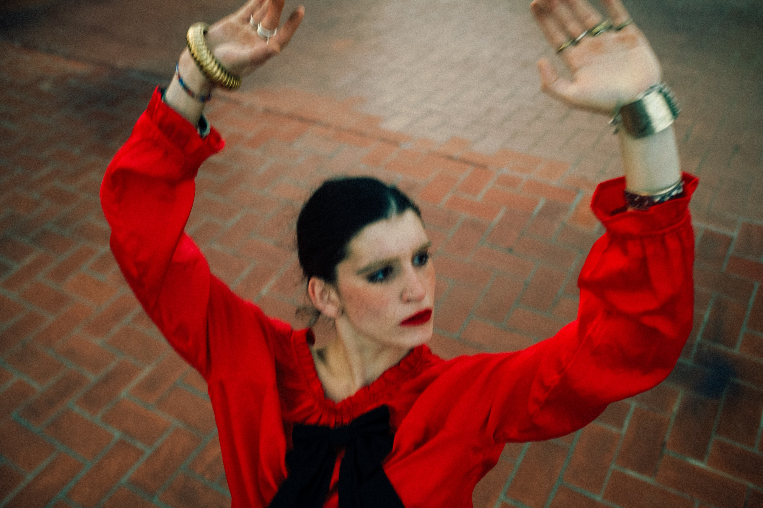 Anula’s Dance on the Rooftop — Expressive Portrait Photography by Marina Kálcheva. Marina Kálcheva — Photographer, Videographer & Visual Artist in Barcelona