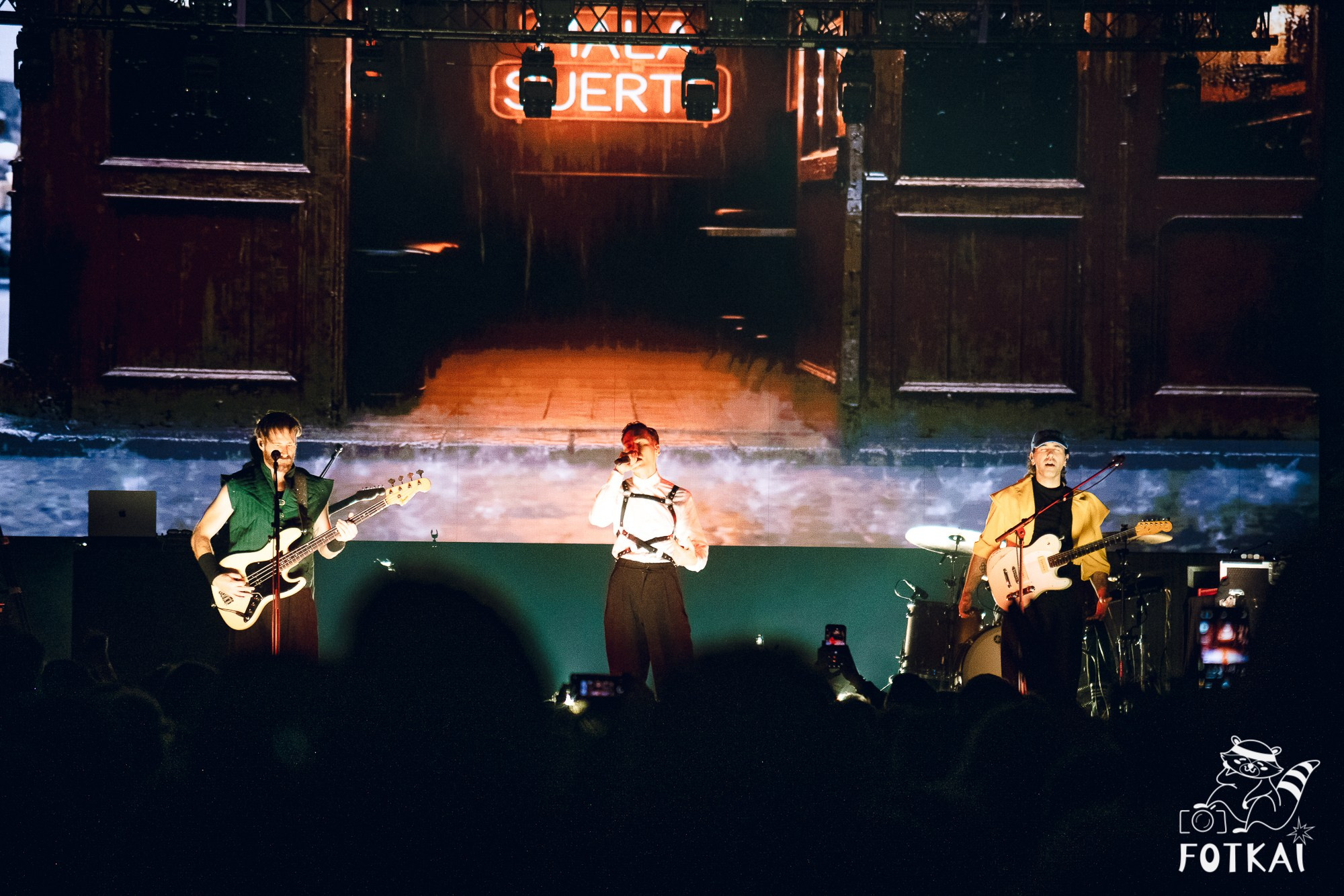 Фотоотчёт с концерта Miss Caffeina 27 марта 2026 в Аликанте | FOTKAI